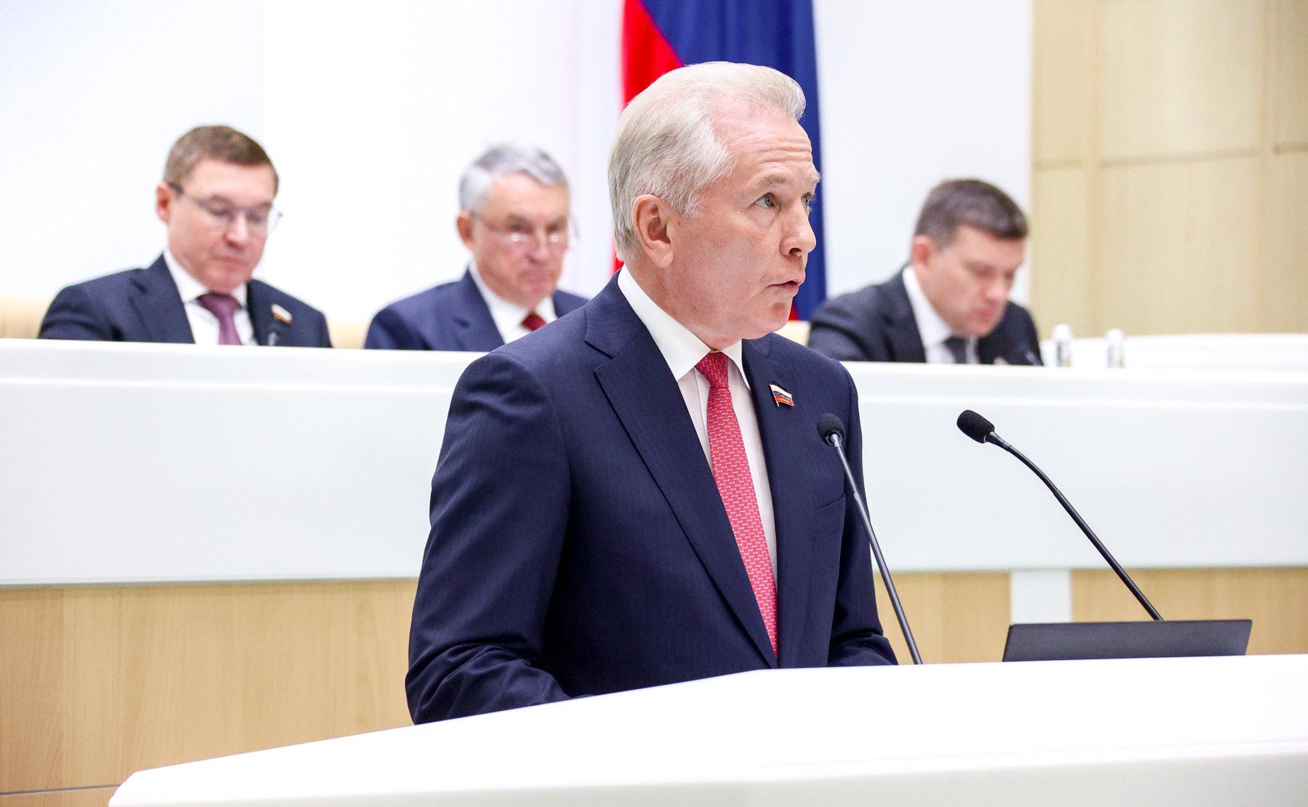 Валерий Пономарев