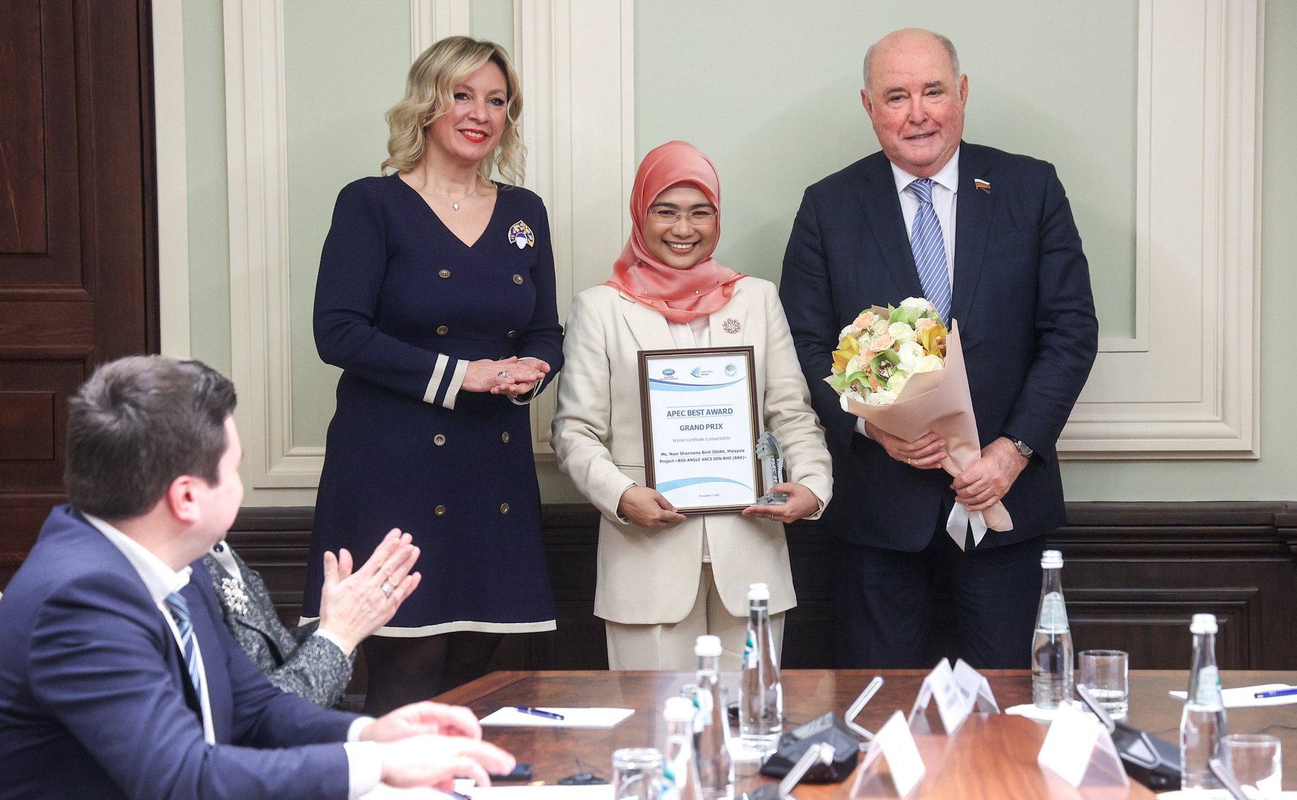 Торжественное награждение победителей юбилейного Международного конкурса женских предпринимательских проектов в АТЭС «АРЕС BEST AWARD»