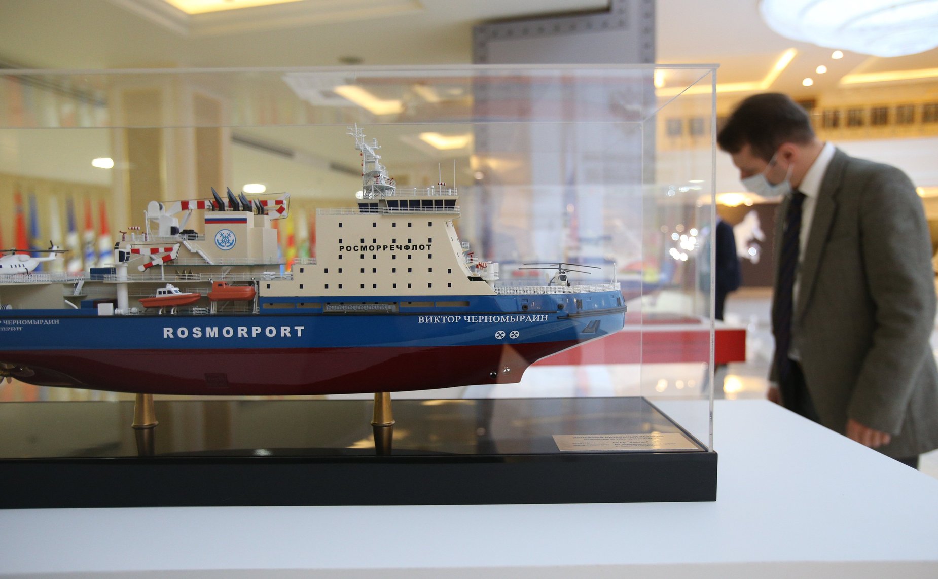 Выставка в Совете Федерации экспонатов Объединенной судостроительной корпорации