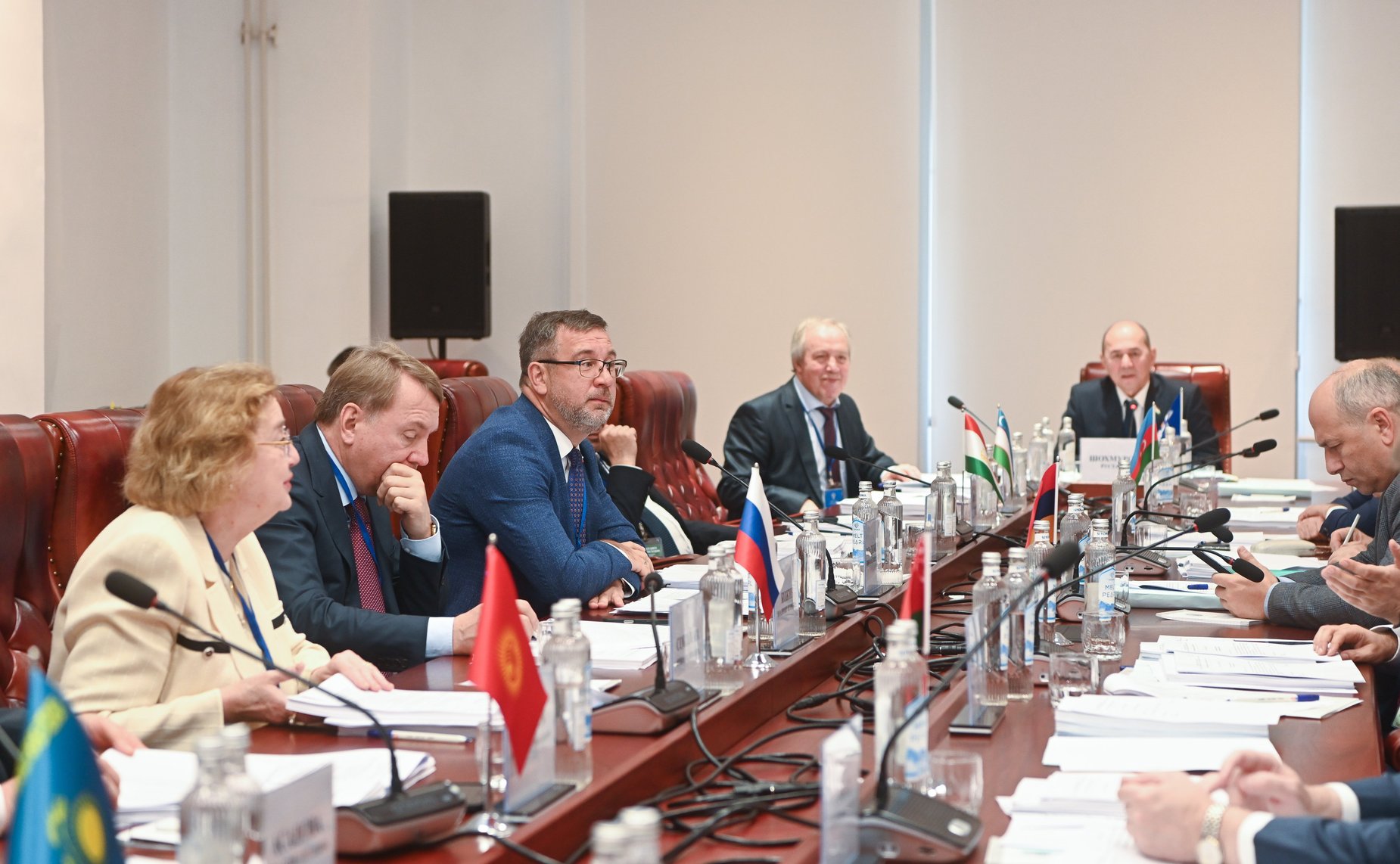 Сенаторы РФ приняли участие в заседании Постоянной комиссии МПА СНГ по правовым вопросам