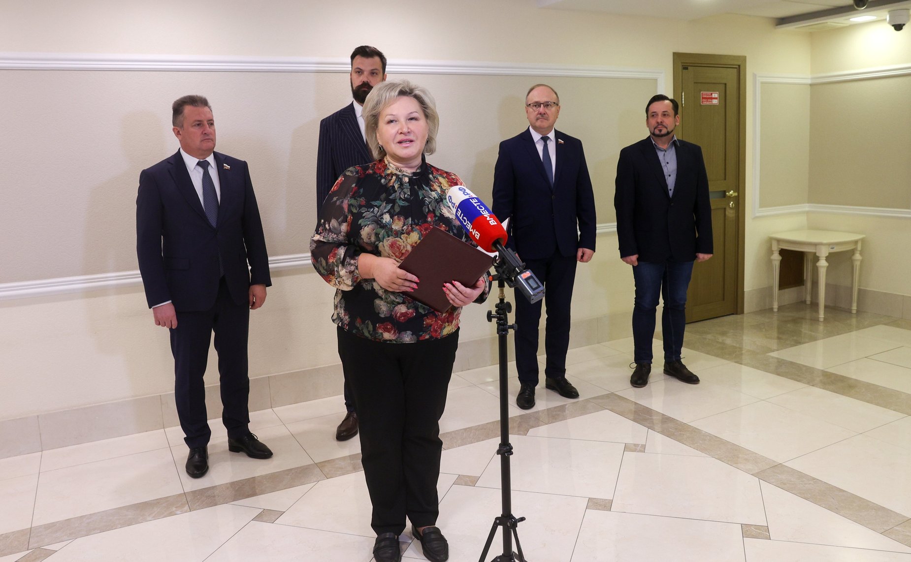 Елена Писарева