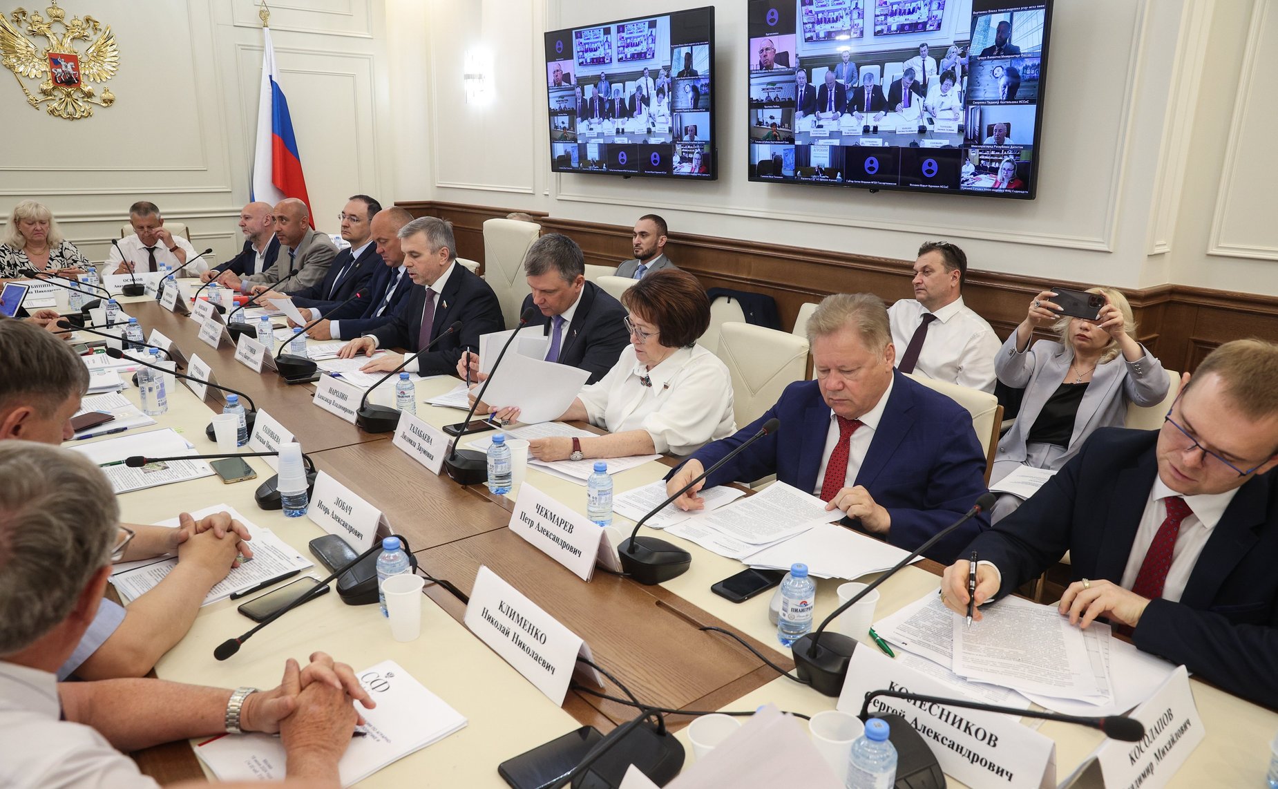 Круглый стол Комитета Совета Федерации по аграрно-продовольственной политике и природопользованию «Проблемы и перспективы развития селекции и семеноводства в Российской Федерации»