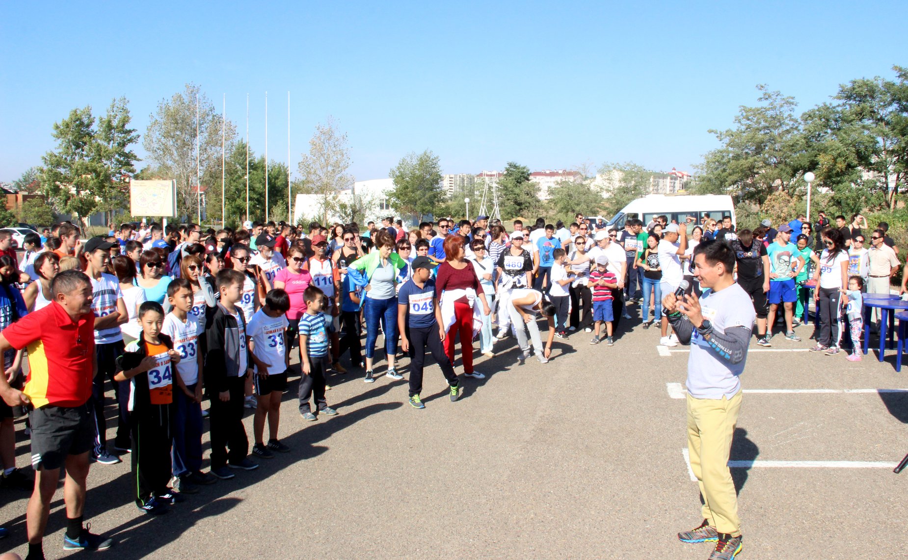Б. Хасиков принял участие в состоявшемся в Элисте Дне Здоровья