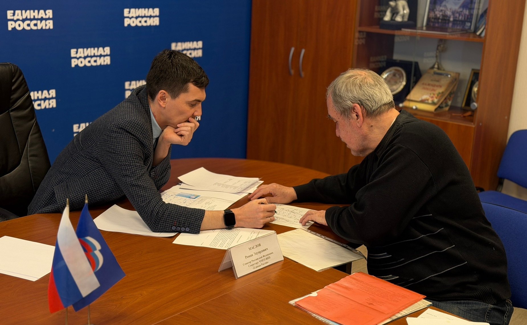 Роман Маслов провел прием жителей Череповца