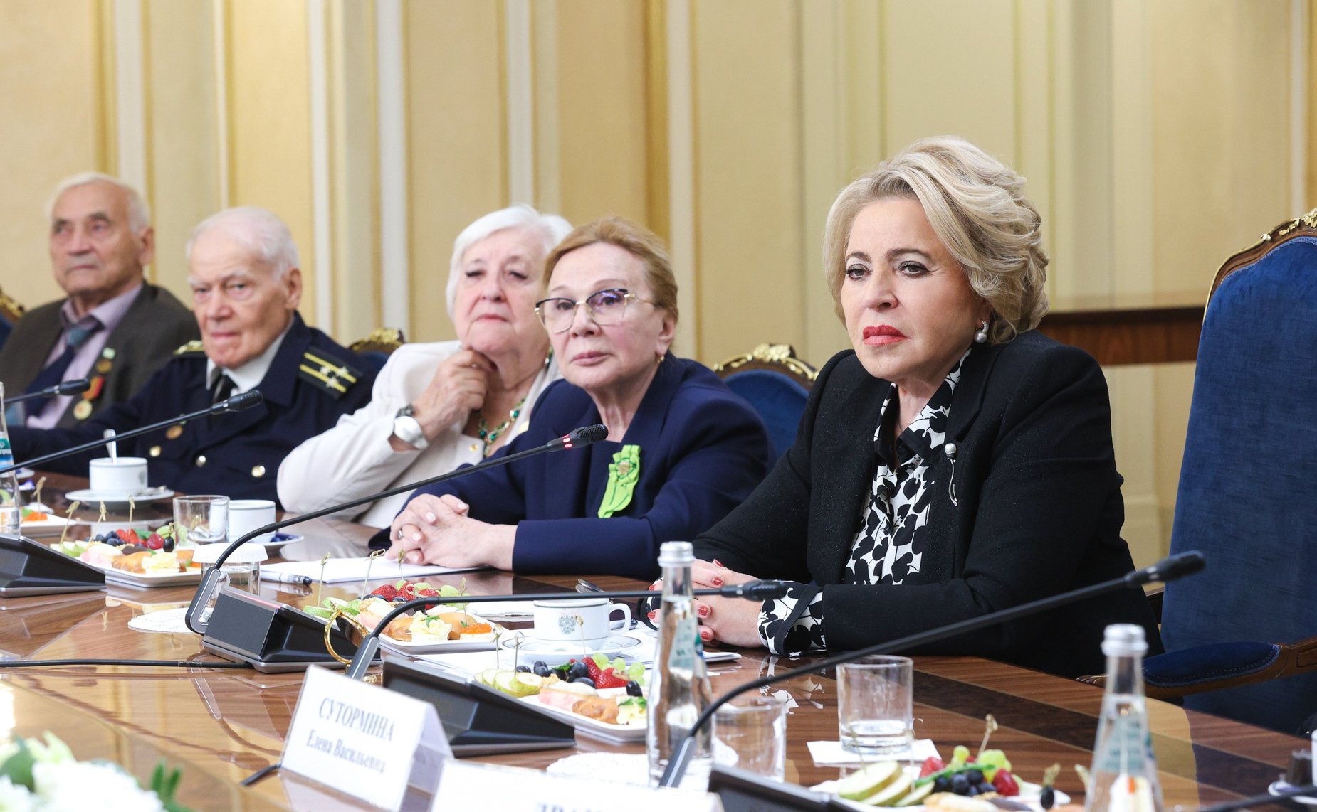 Встреча Председателя Совета Федерации Валентины Матвиенко с делегацией общества «Жители блокадного Ленинграда» Санкт-Петербурга