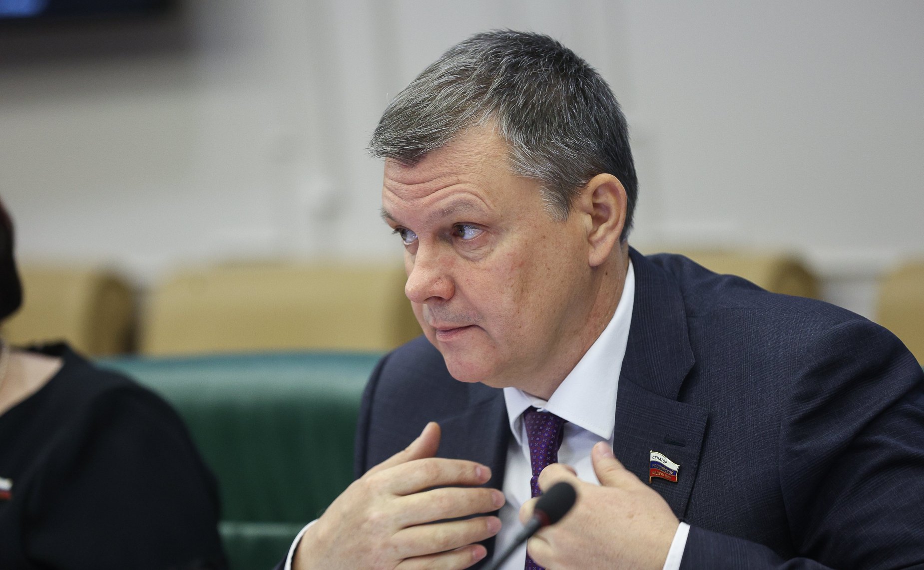 Александр Наролин