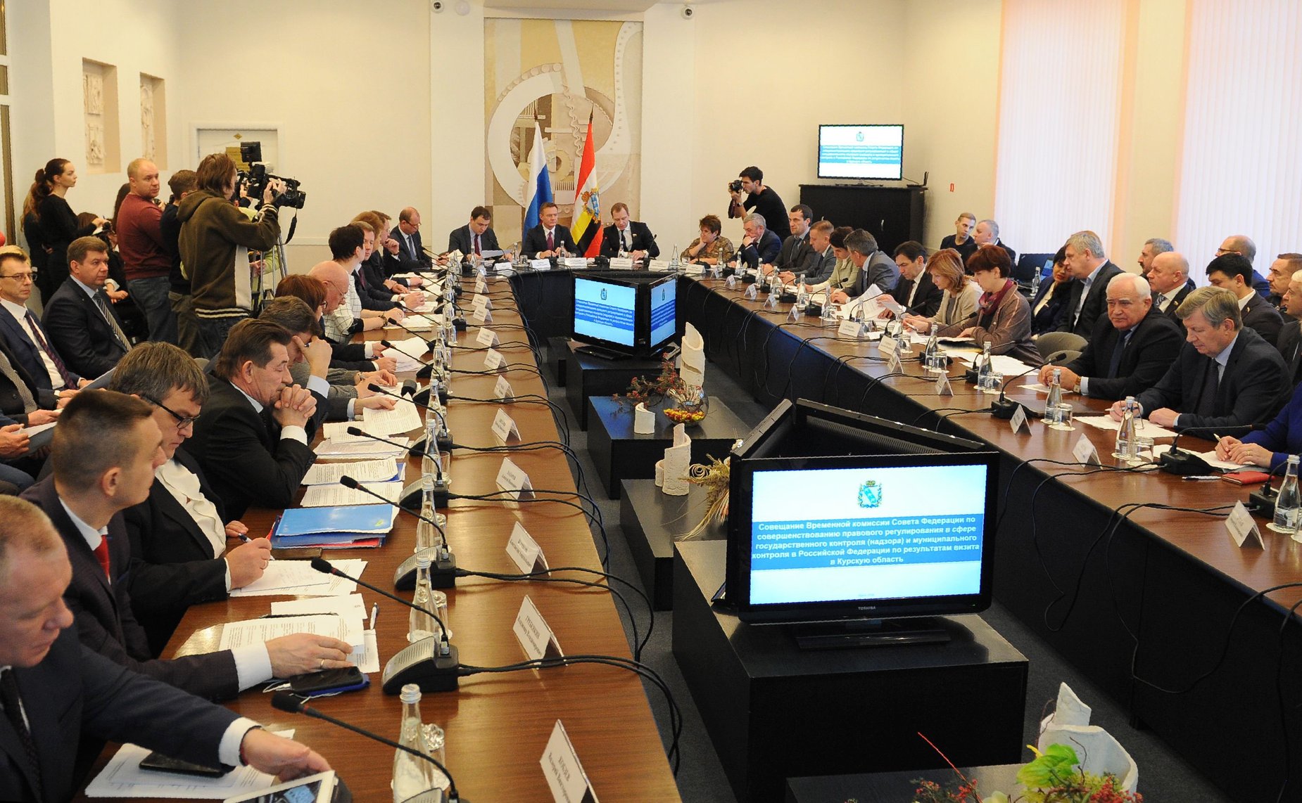 Выездное совещание Временной комиссии СФ по совершенствованию правового регулирования в сфере государственного контроля (надзора) и муниципального контроля в РФ