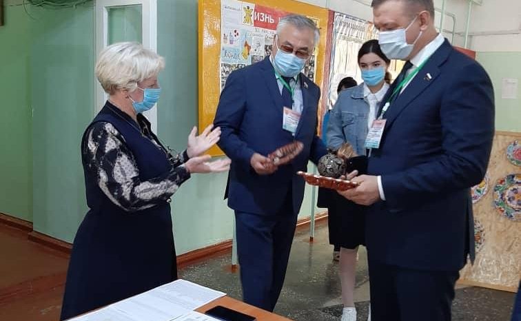 Баир Жамсуев в качестве международного наблюдателя находился с рабочим визитом в Республике Таджикистан