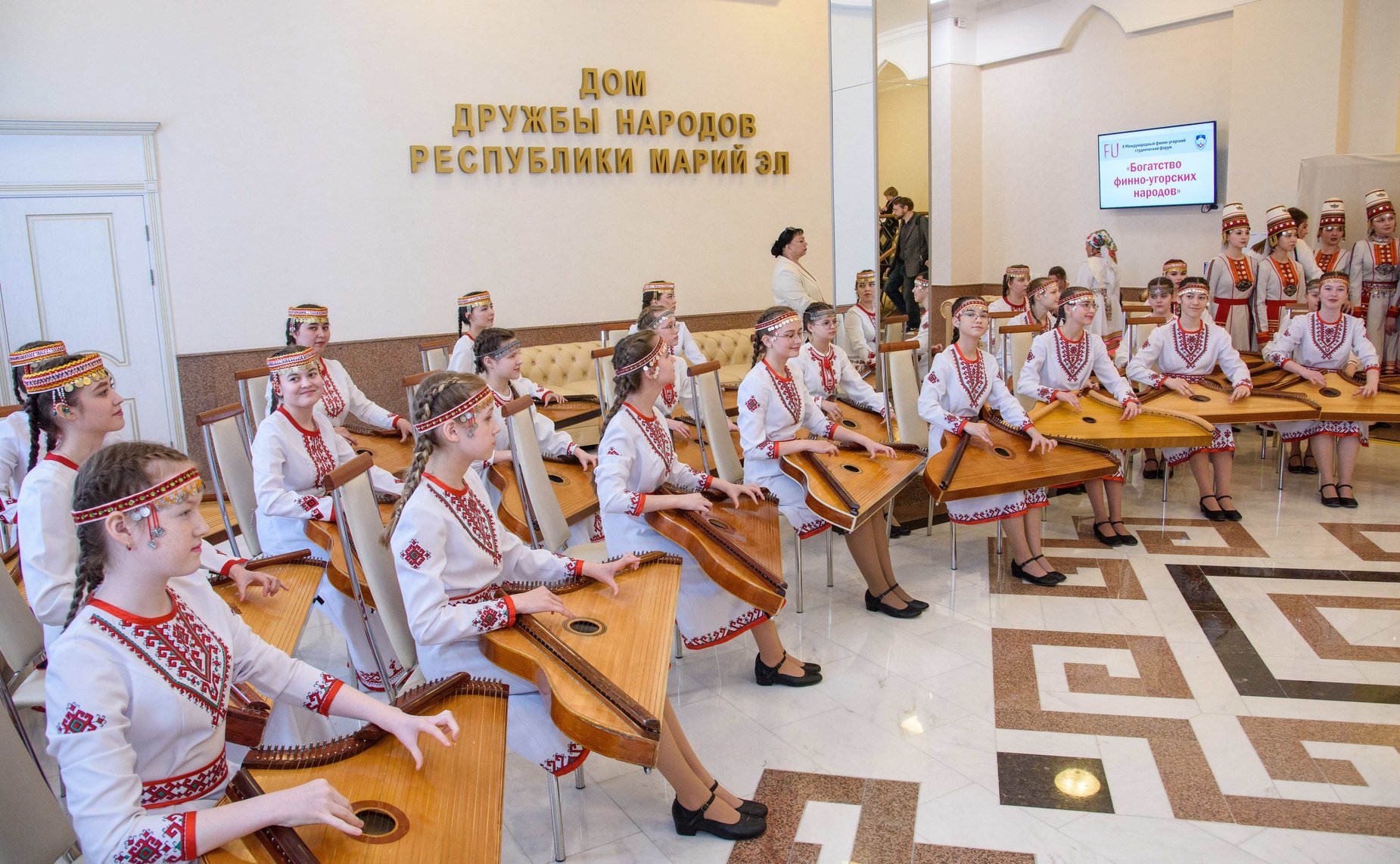 Константин Косачев принял участие в торжественном открытии Дома дружбы народов в городе Йошкар-Оле