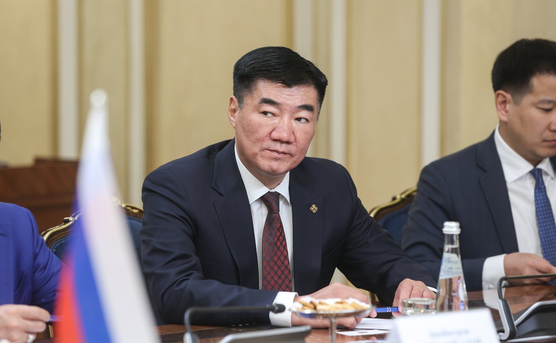 Валентина Матвиенко провела встречу с Председателем Великого Государственного Хурала Монголии Гомбожавыном Занданшатаром