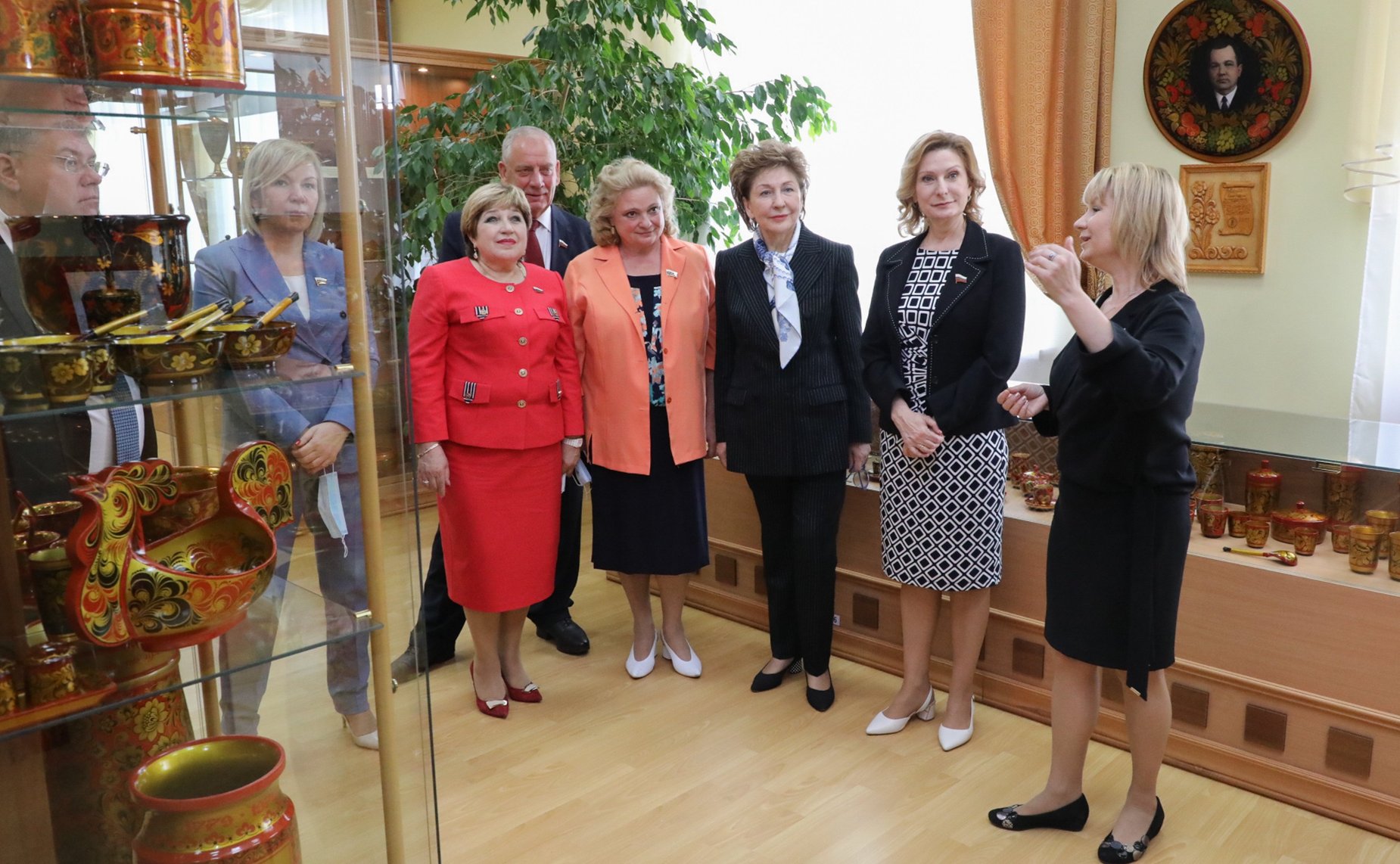 «Круглый стол» на тему «Создание туристических продуктов и маршрутов на основе мест традиционного бытования народных художественных промыслов на примере Нижегородской области»