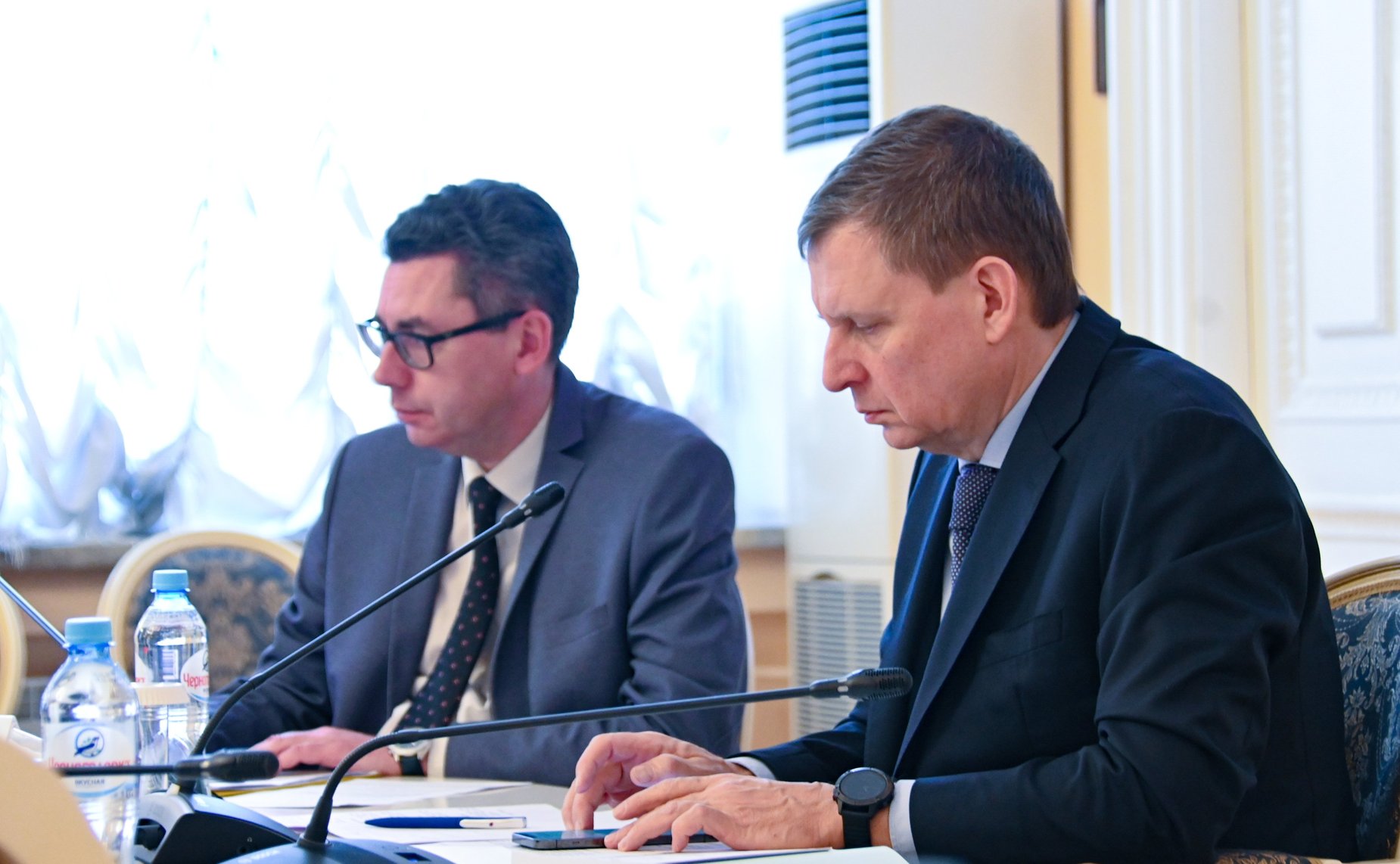 Участие сенаторов в заседании рабочей группы МПА СНГ по подготовке модельного закона «О платформенной занятости»