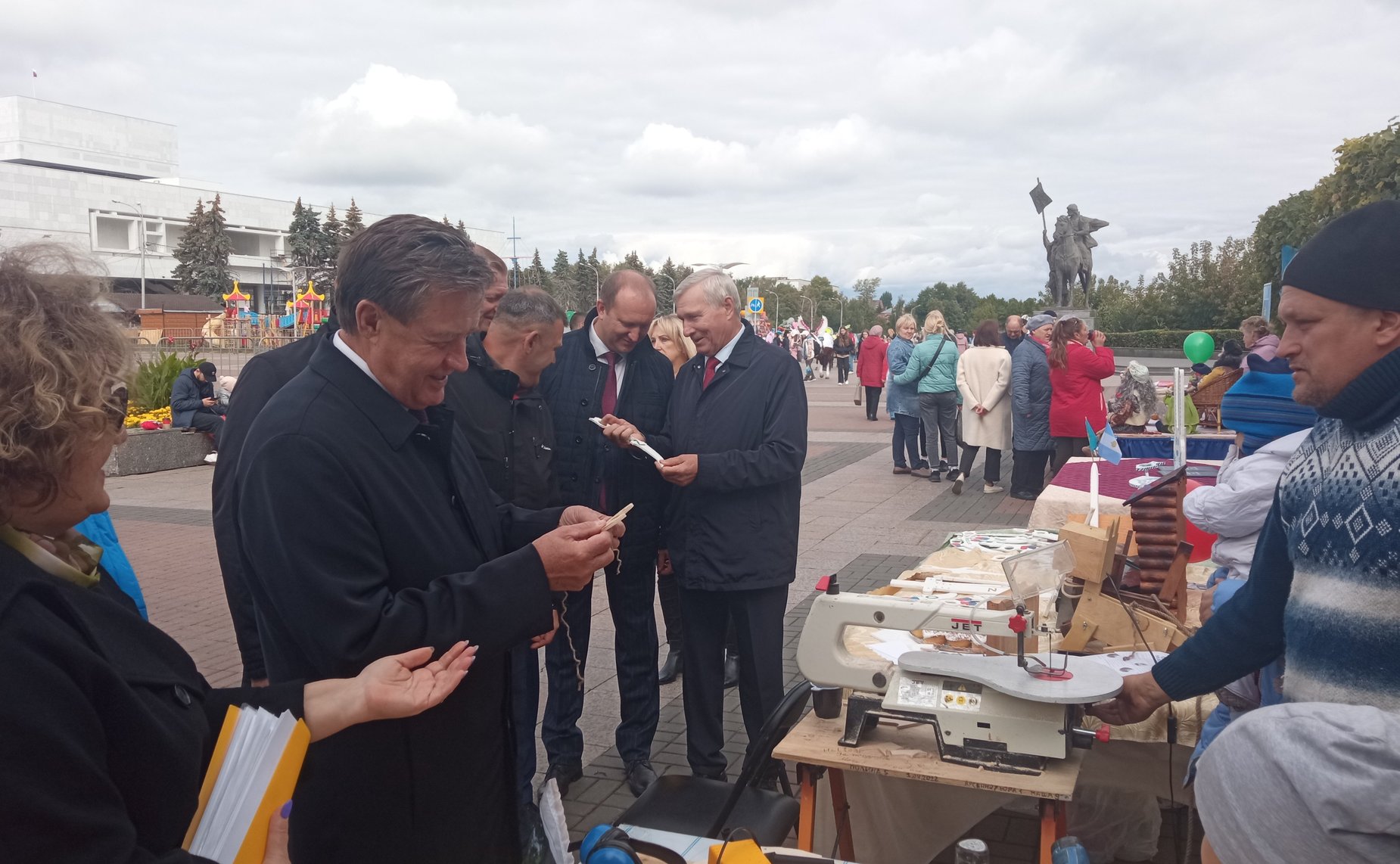 Сергей Рябухин принял участие в торжественном мероприятиях, посвященных 374-летию Симбирска-Ульяновска