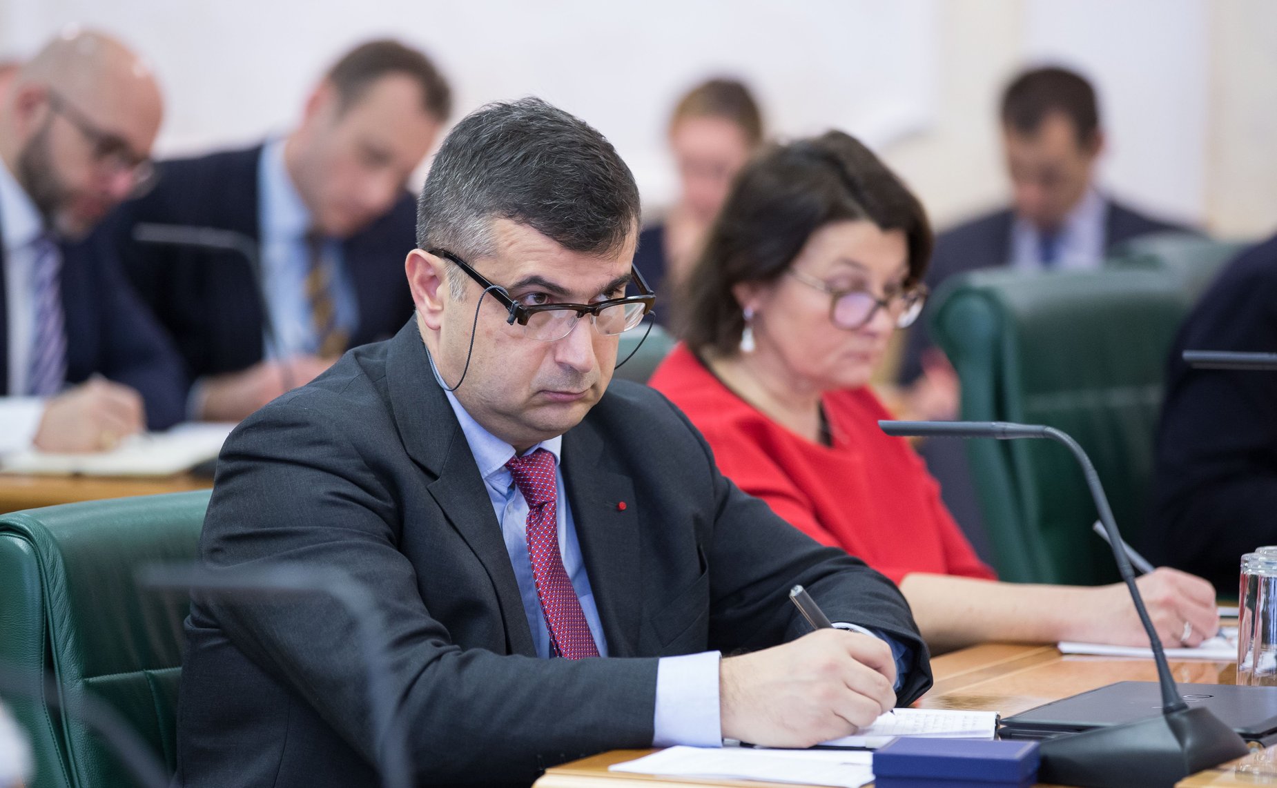 Встреча В. Бондарева с директором Центра высших военных исследований Французской Республики Винсентом Жиро