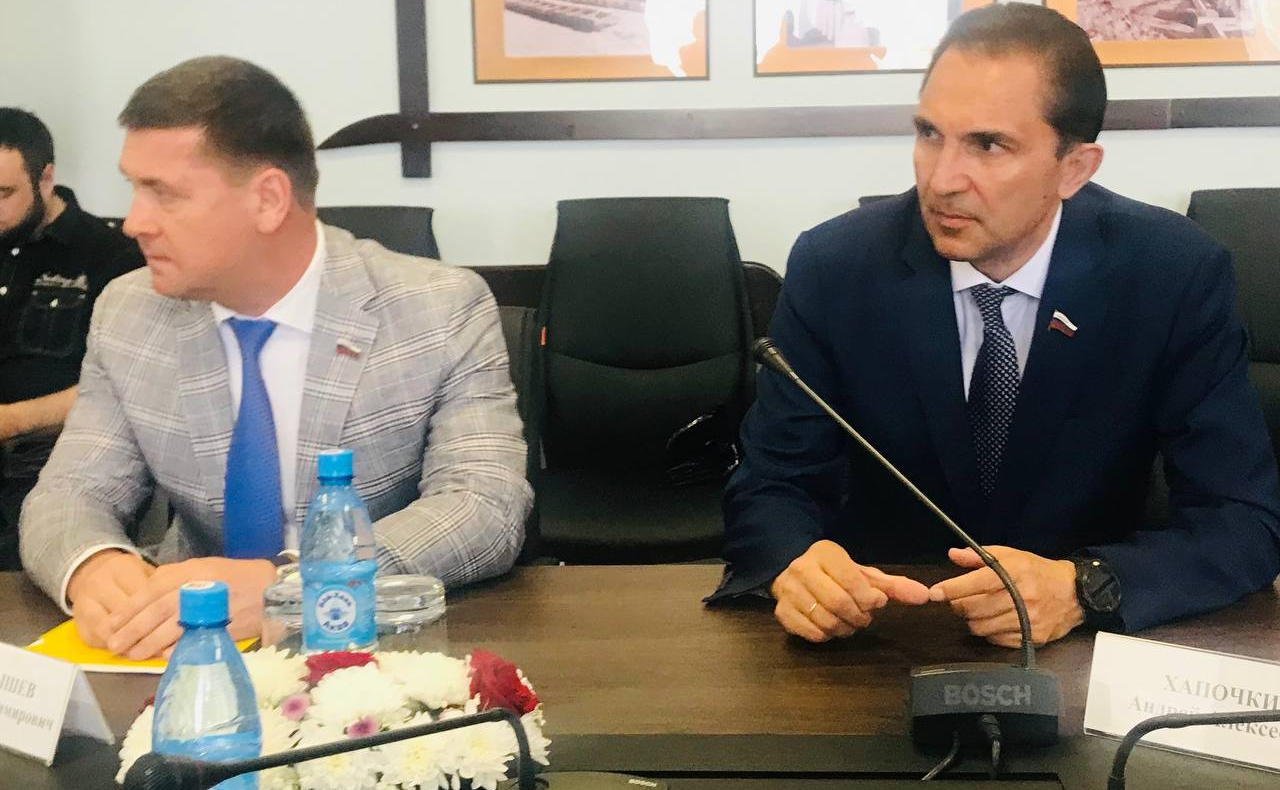 Комитет СФ по социальной политике провел в Республике Тыва выездное совещание с участием главы региона Владислава Ховалыга, представителей федеральных и региональных органов исполнительной власти