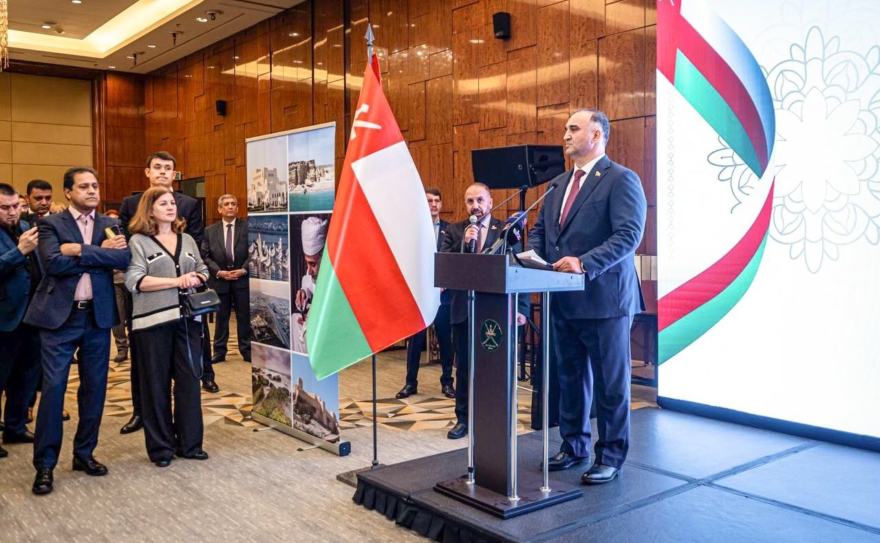 Мохмад Ахмадов принял участие в торжественной церемонии открытия приема, посвященного 54 годовщине Национального дня Султаната Оман