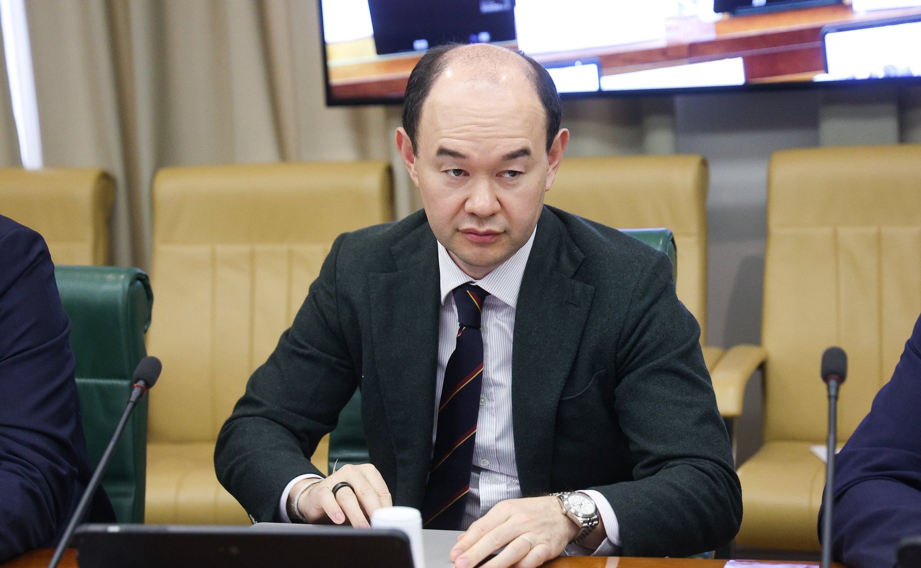 Круглый стол Комитета Совета Федерации по экономической политике «Механизмы повышения объемов и уровня локализации производства конкурентоспособной продукции автомобильной отрасли»