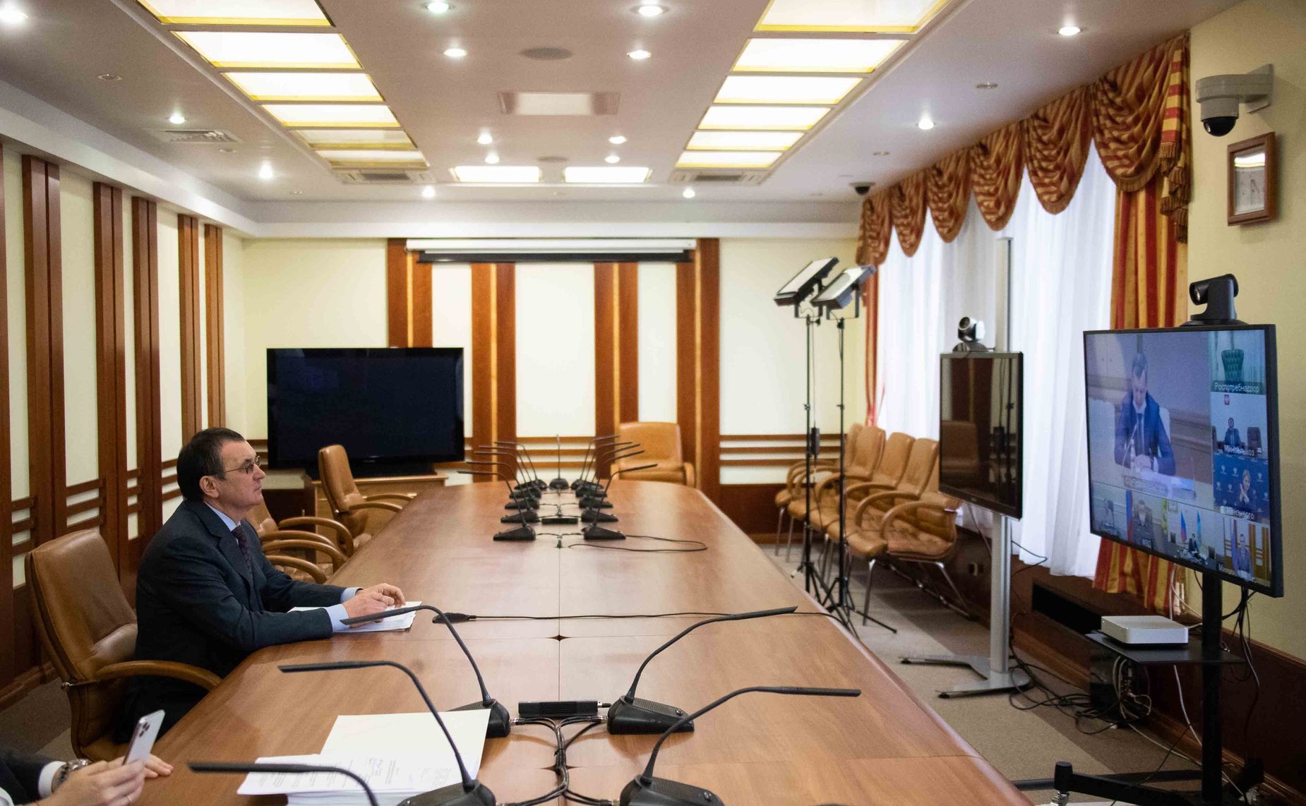 Н. Федоров принял участие в заседании Комиссии Правительства РФ по законопроектной деятельности