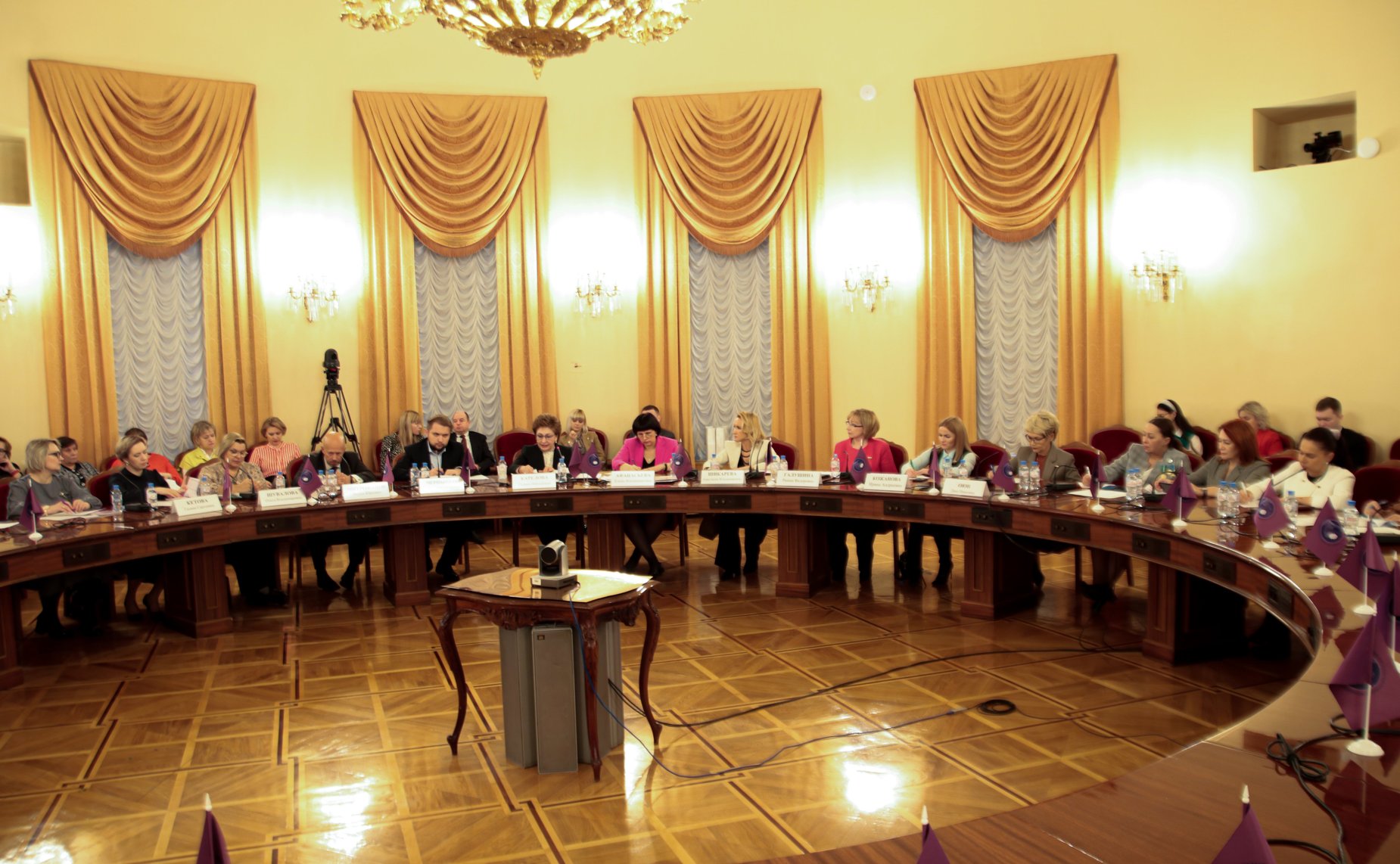 В Москве учреждена Всемирная федерация русскоговорящих женщин