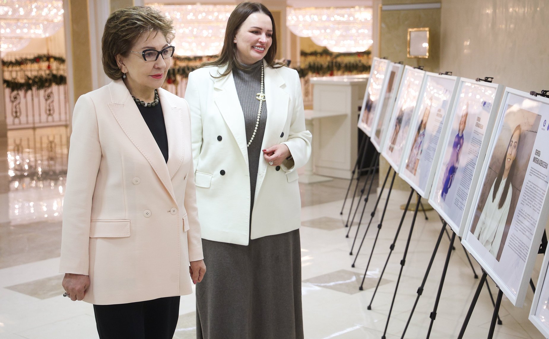 В Совете Федерации открылась выставка «Женские лица российской атомной промышленности»
