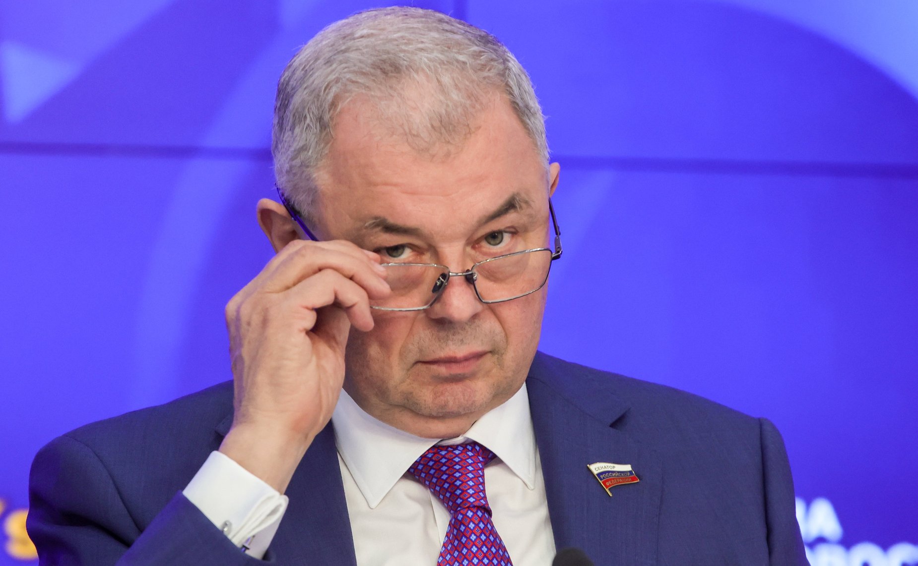 В пресс-центре медиагруппы «Россия сегодня» состоялась пресс-конференция председателя Комитета СФ по бюджету и финансовым рынкам Анатолия Артамонова, на которой подведены итоги работы Комитета в весеннюю сессию