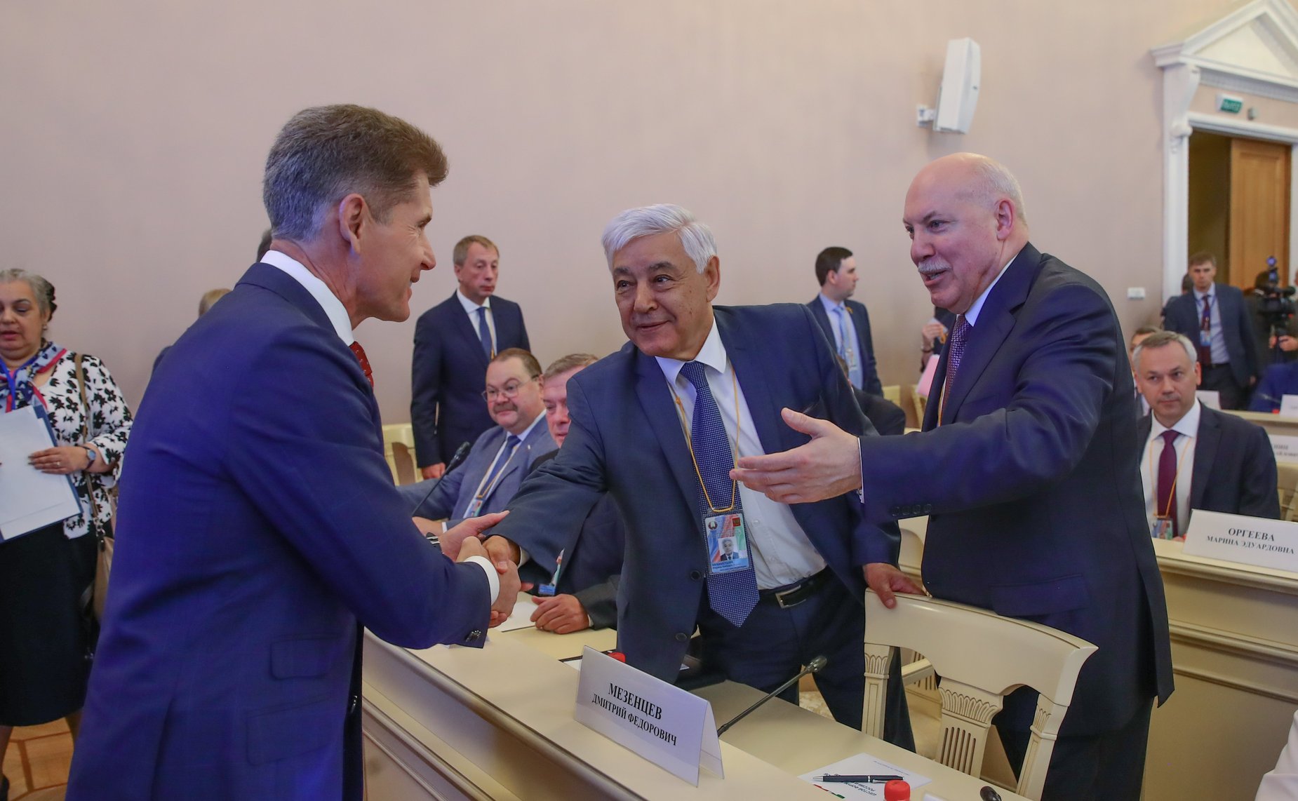 Встреча Председателя Совета Федерации В. Матвиенко и Председателя Совета Республики М. Мясниковича с руководителями органов государственной власти субъектов Российской Федерации и регионов Республики Беларусь