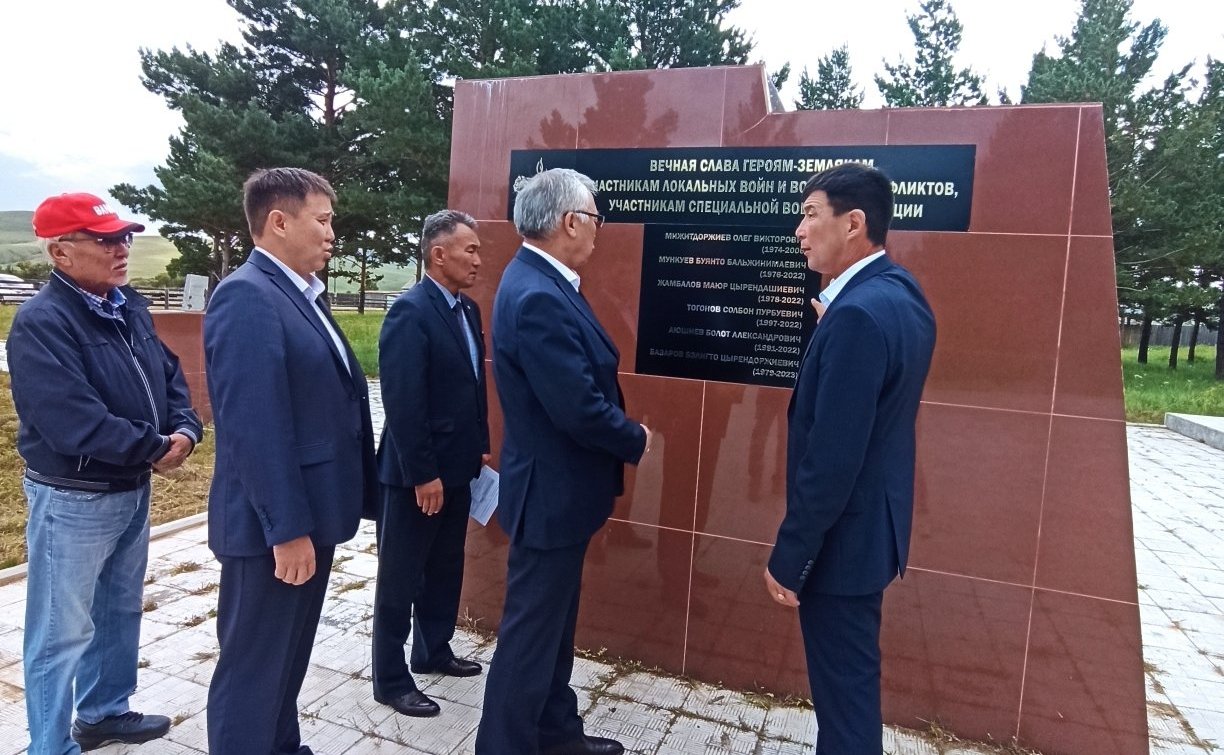 Баир Жамсуев посетил Дульдургинский район