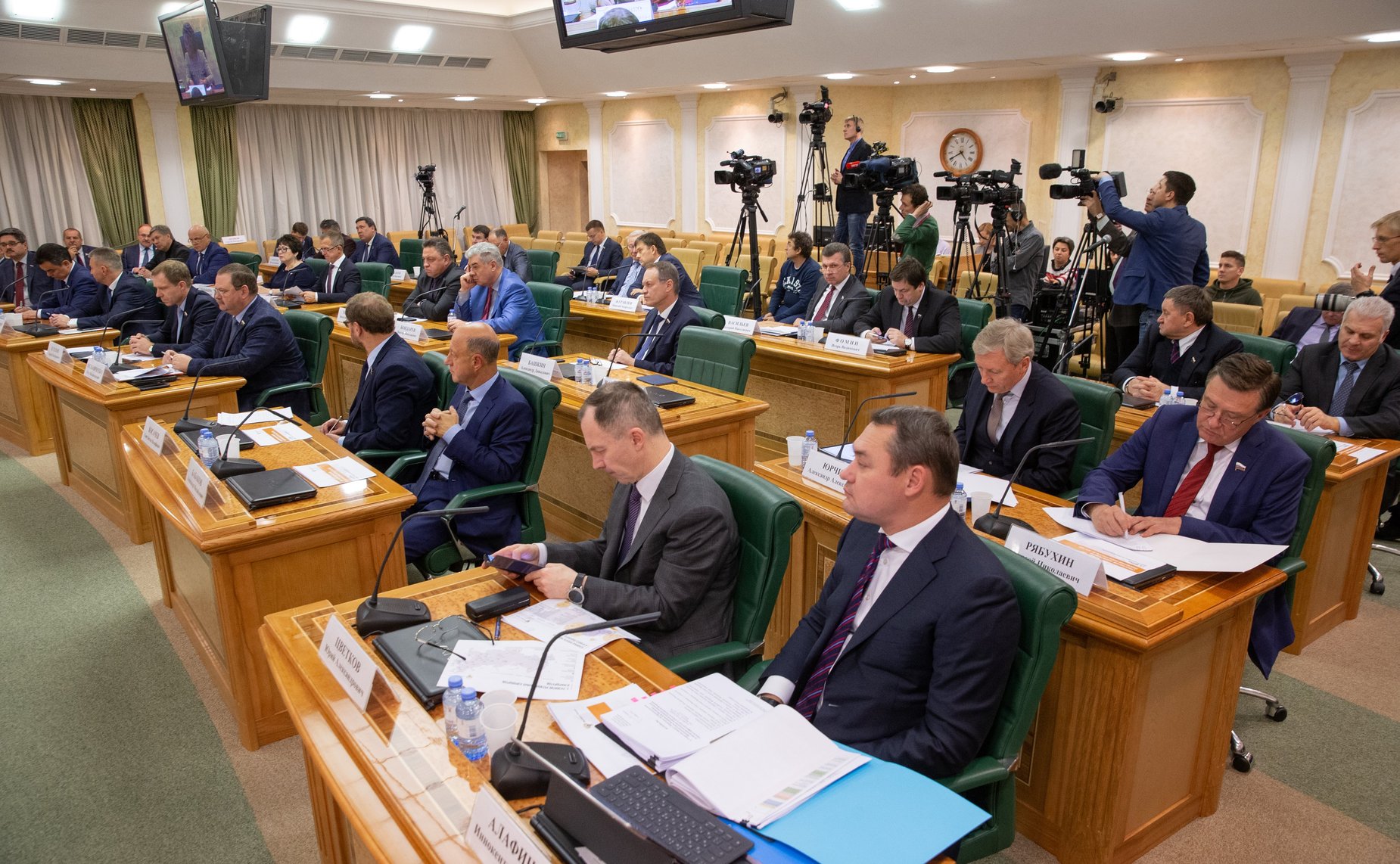 «Открытый диалог» сенаторов с Министром транспорта РФ