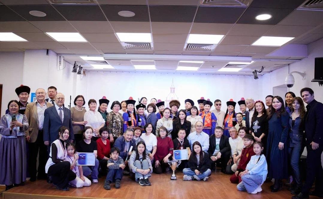 Баир Жамсуев принял участие в первом турнире Героя России Балдана Цыдыпова по бурятской народной игре «Шагай наадан», посвященный Году семьи в России