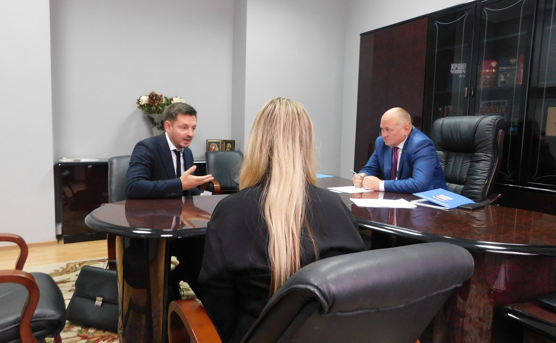 Алексей Кондратенко провел прием граждан в регионе