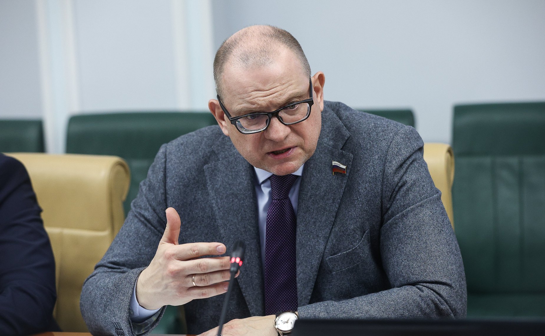 Константин Долгов