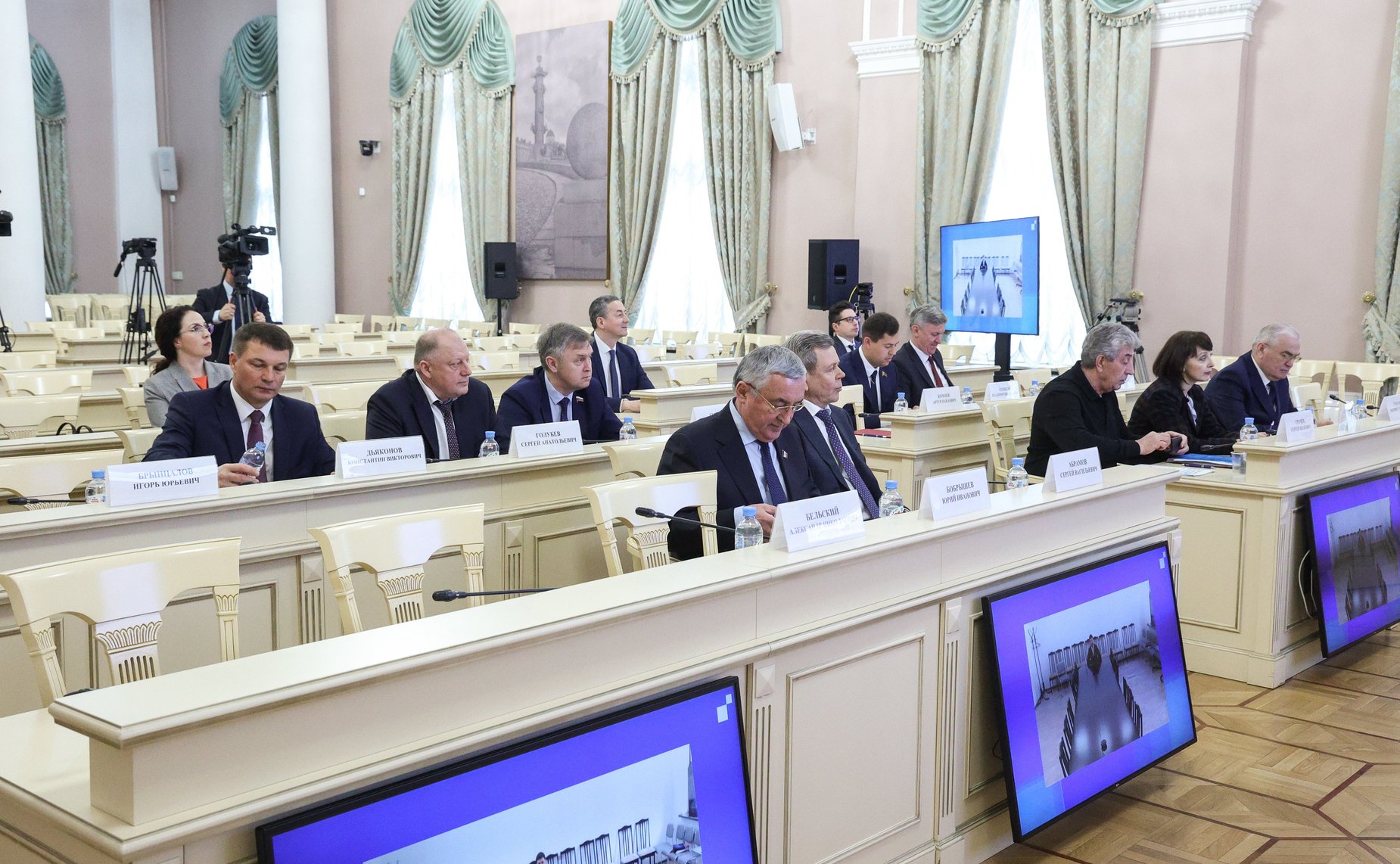 Заседание комиссии Совета законодателей РФ по вопросам экономической и промышленной политики