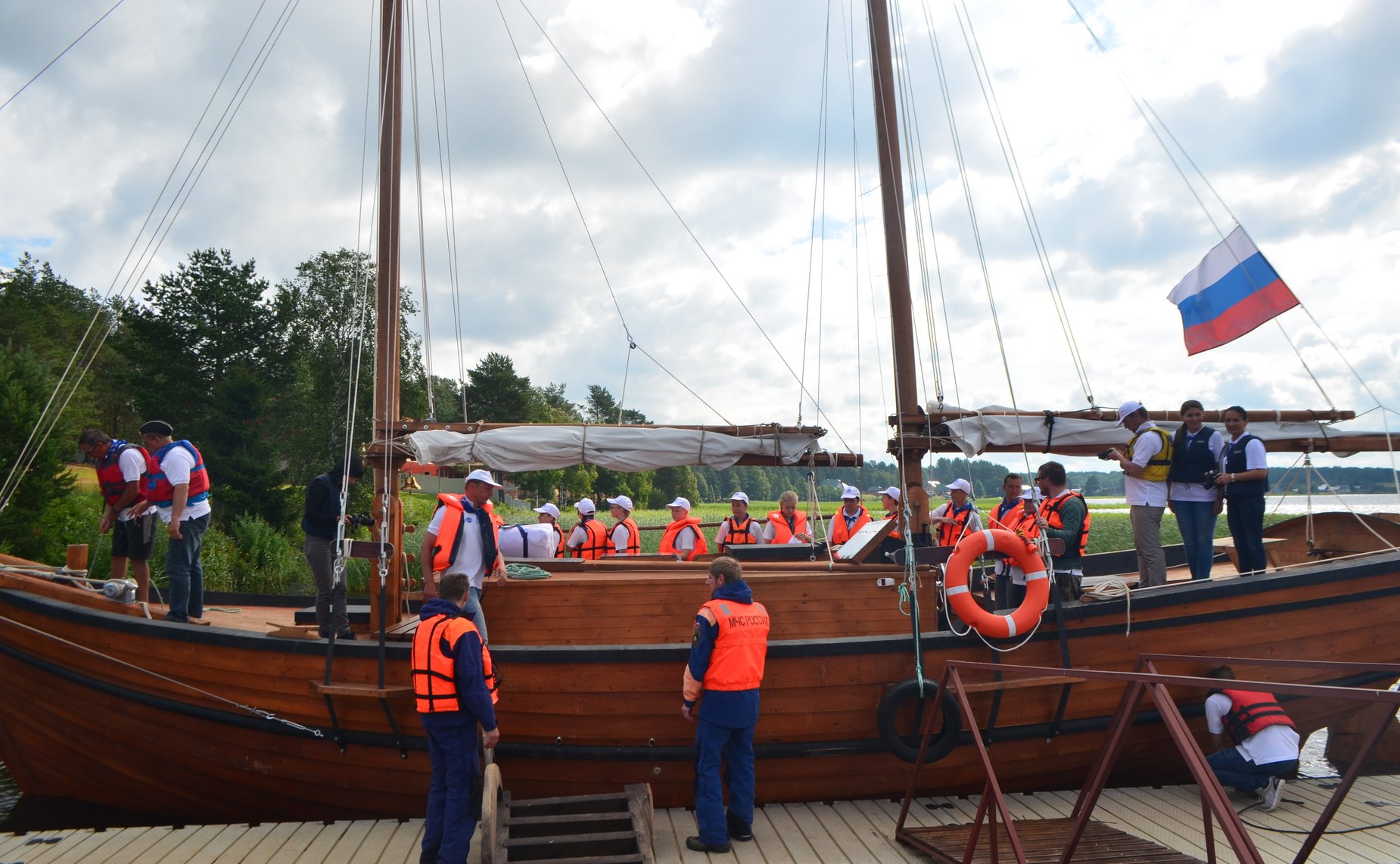 Ю. Воробьев и «Корабелы Прионежья»