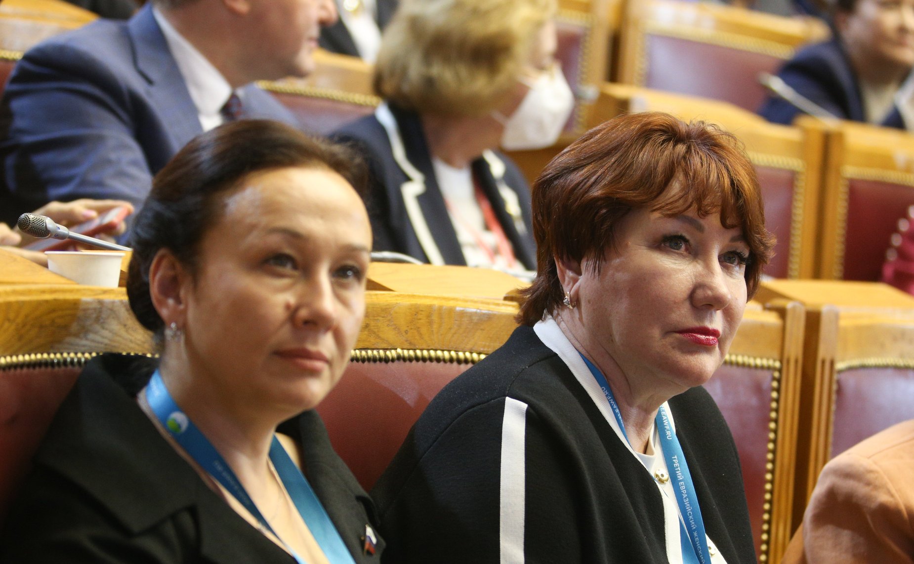 Пленарная сессия Третьего Евразийского женского форума