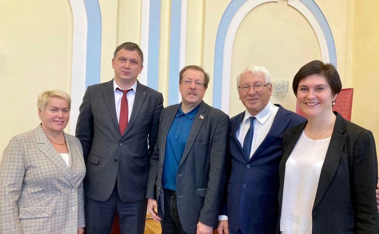 Александр Русаков принял участие в очередном пленарном заседании Общественной палаты региона