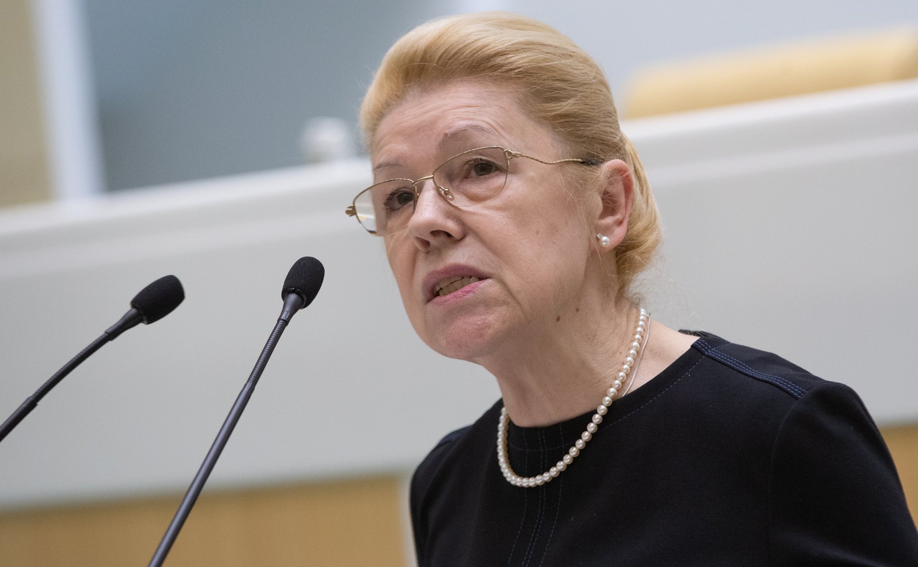 Елена Мизулина