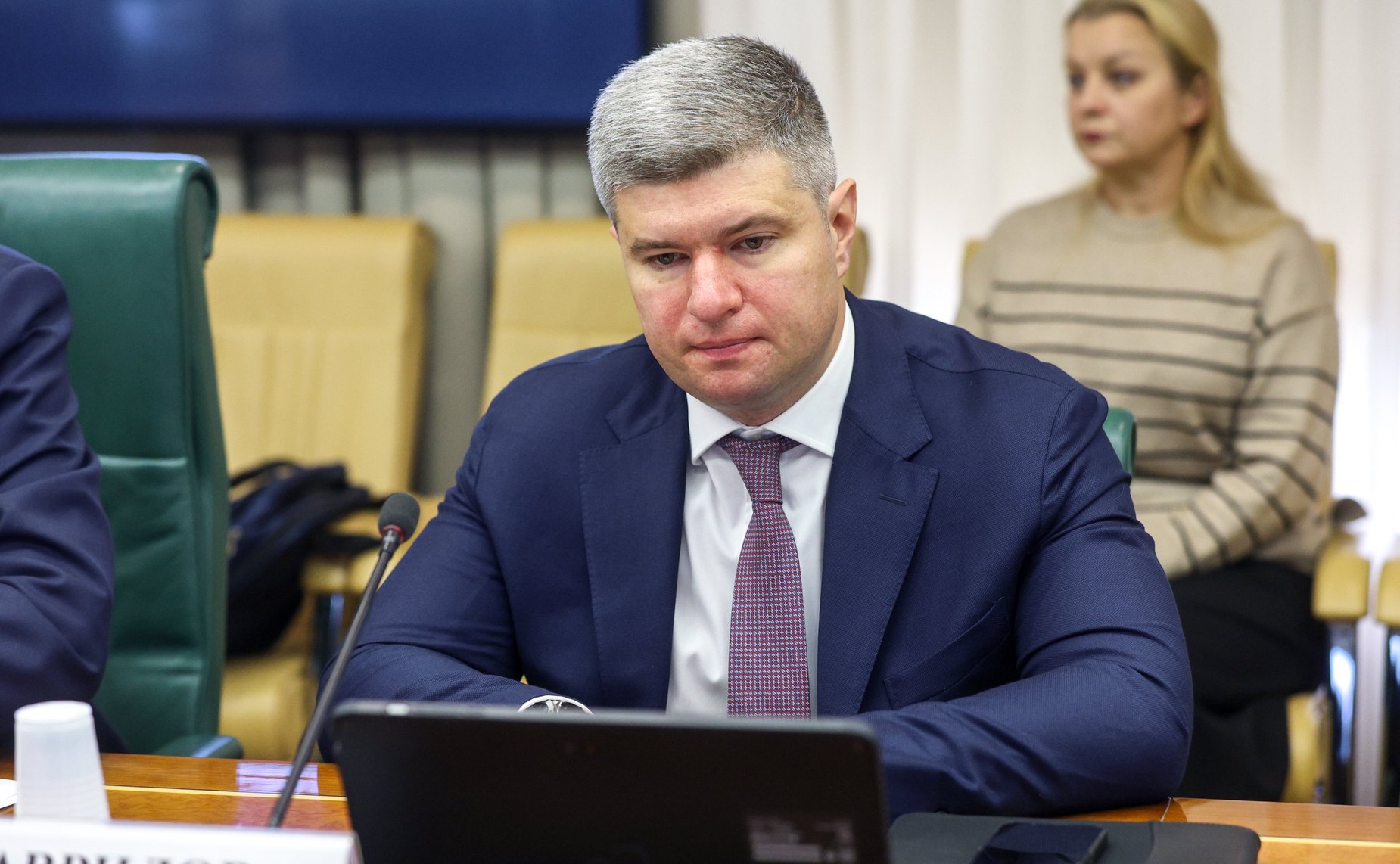 Круглый стол Комитета Совета Федерации по экономической политике совместно с Комитетом Совета Федерации по международным делам «Вопросы применения и совершенствования антимонопольного законодательства РФ в условиях санкционного давления»