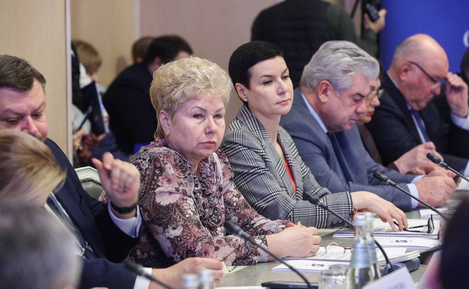 Заседание Парламентской комиссии по расследованию преступных действий в отношении несовершеннолетних со стороны киевского режима