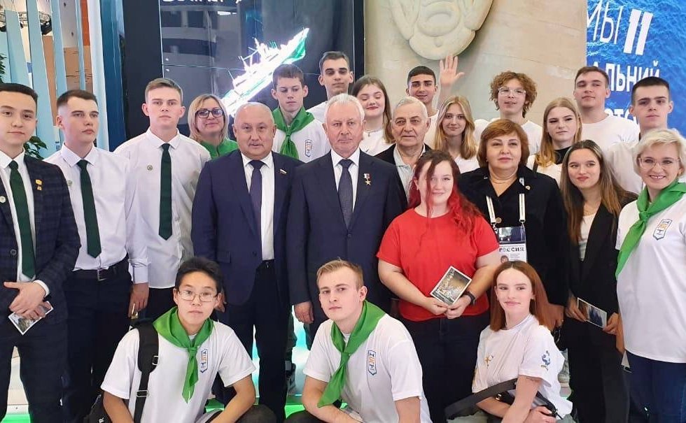 Андрей Базилевский принял участие в открытии Дня Хабаровского края в рамках Международной выставки-форума «Россия» на ВДНХ