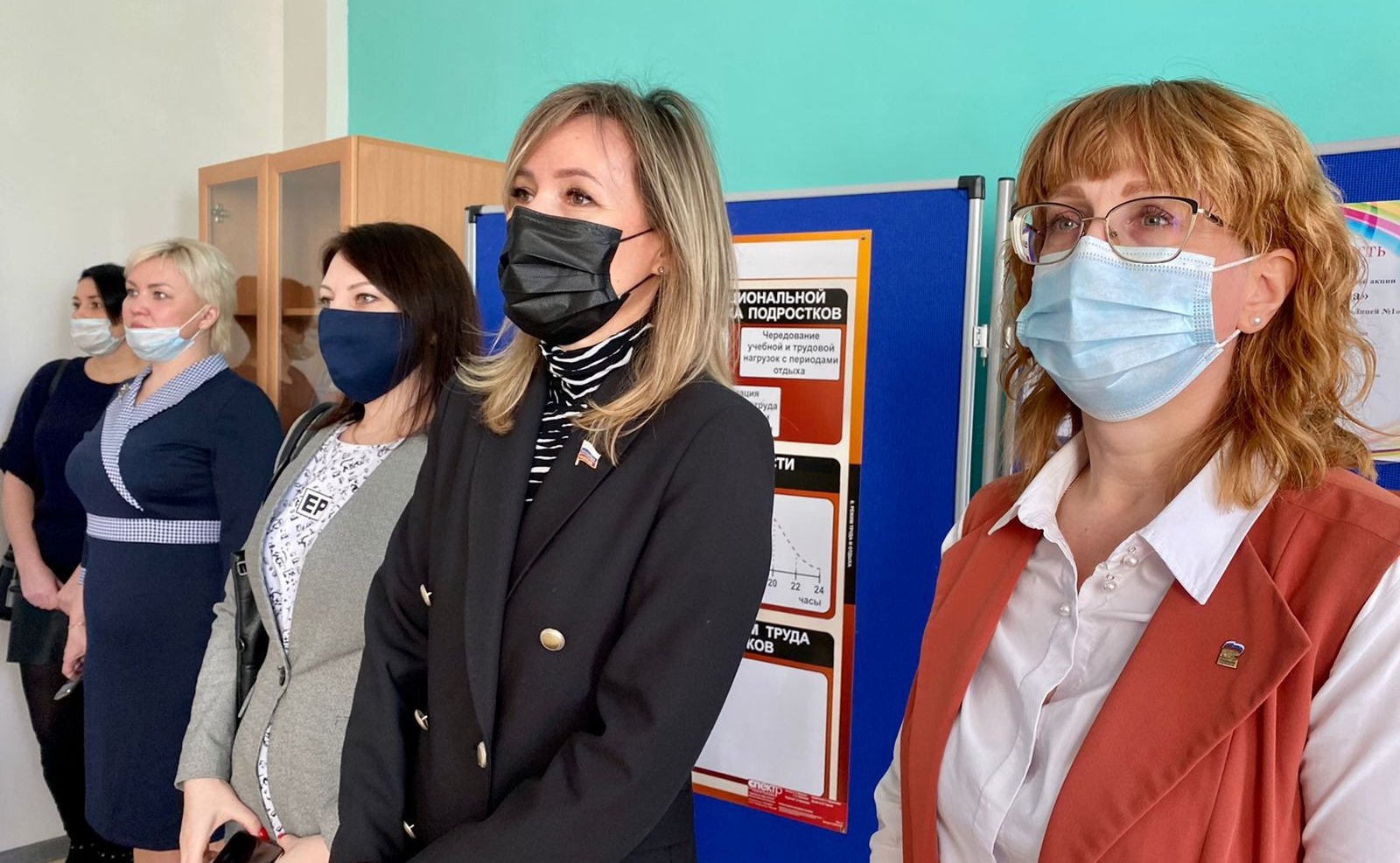 Татьяна Сахарова в рамках региональной недели посетила построенный по национальному проекту «Образование» новый корпус лицея в ЗАТО г. Североморск