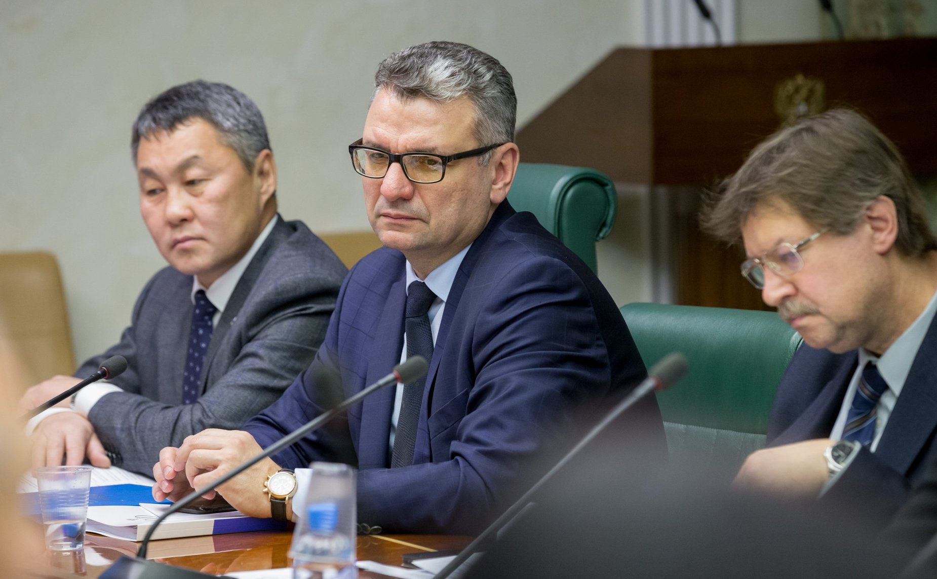 Заседание «круглого стола» на тему «Исполнение решений органов конституционной юстиции: состояние законодательства и перспективы его развития»