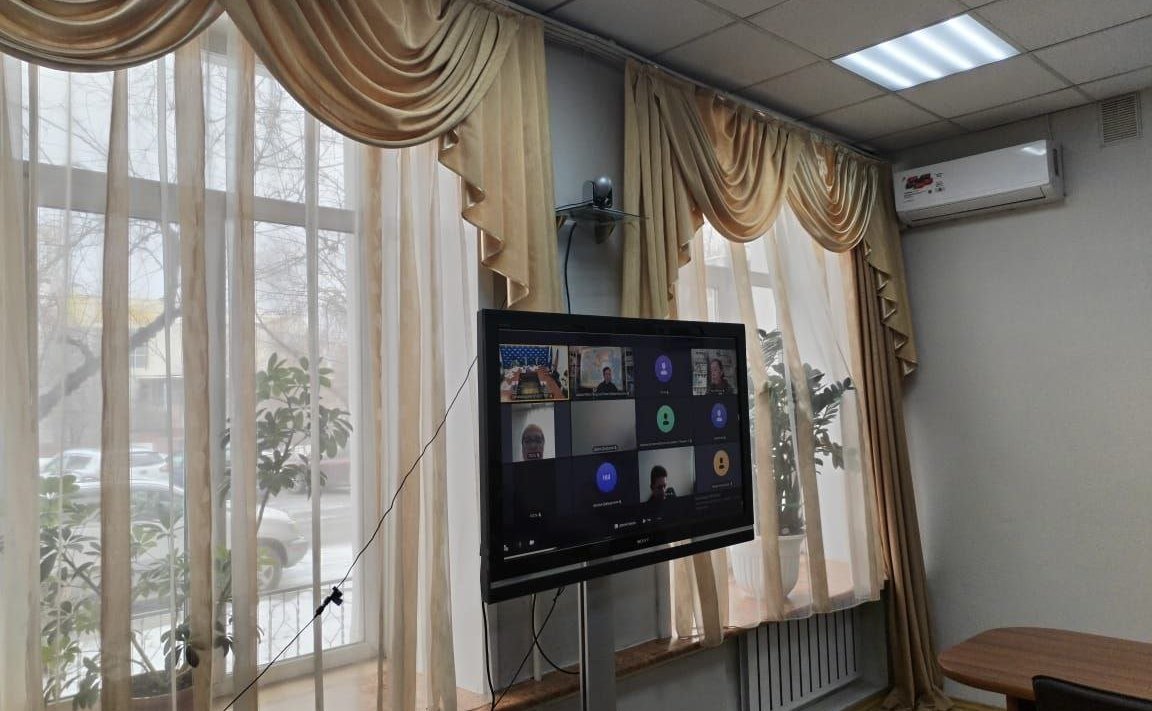 Сергей Михайлов провел совещание с главами муниципальных образований региона по вопросу реализации федеральной программы капитального ремонта школ в Забайкалье