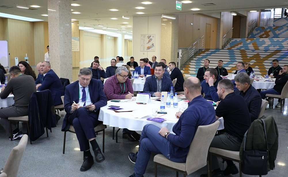Олег Голов принял участие в стратегической сессии по вопросам социально-экономического развития Республики Башкортостан до 2030 года