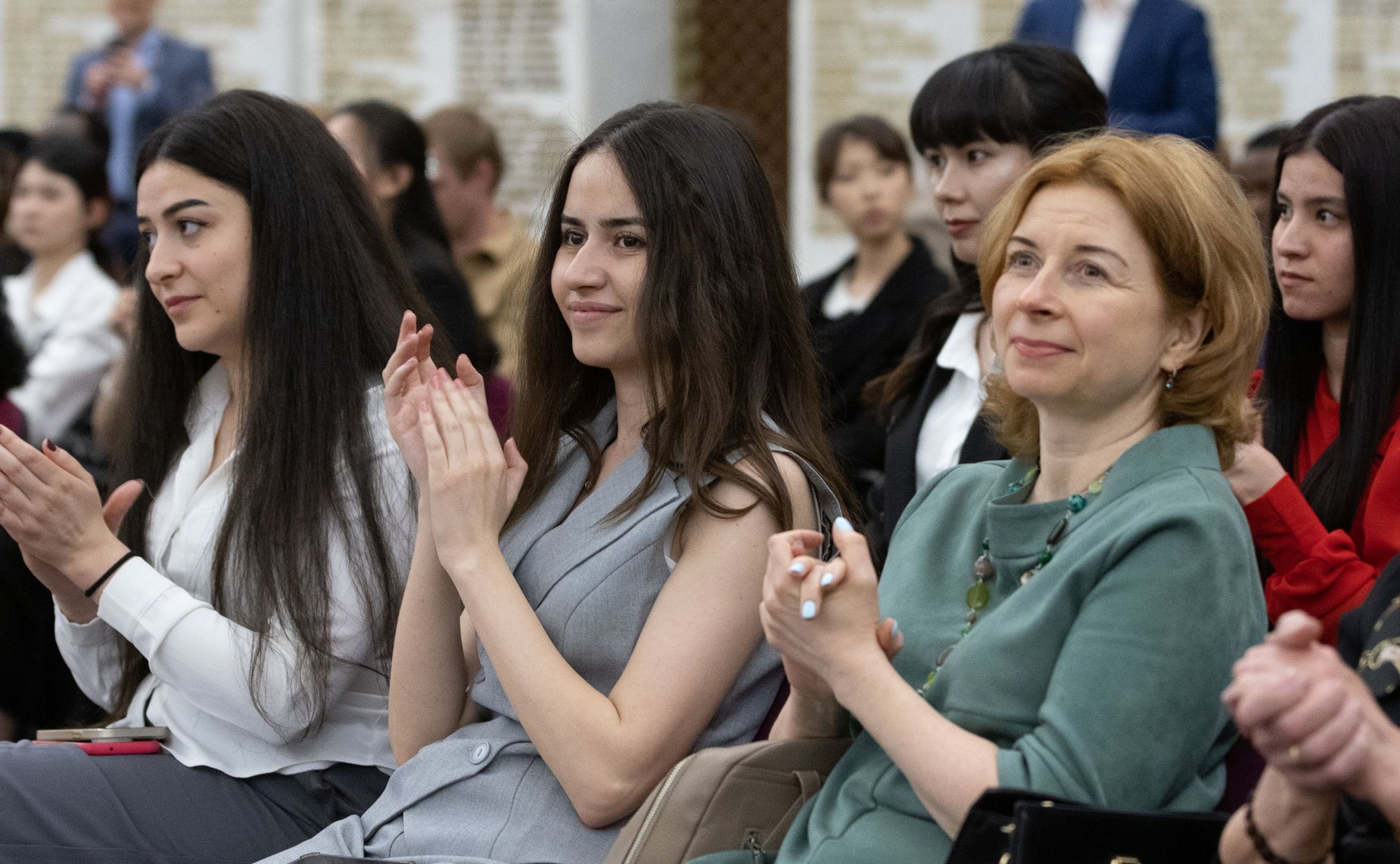 Торжественная церемония награждения победителей VI Конкурса чтецов «Победа в сердцах поколений»