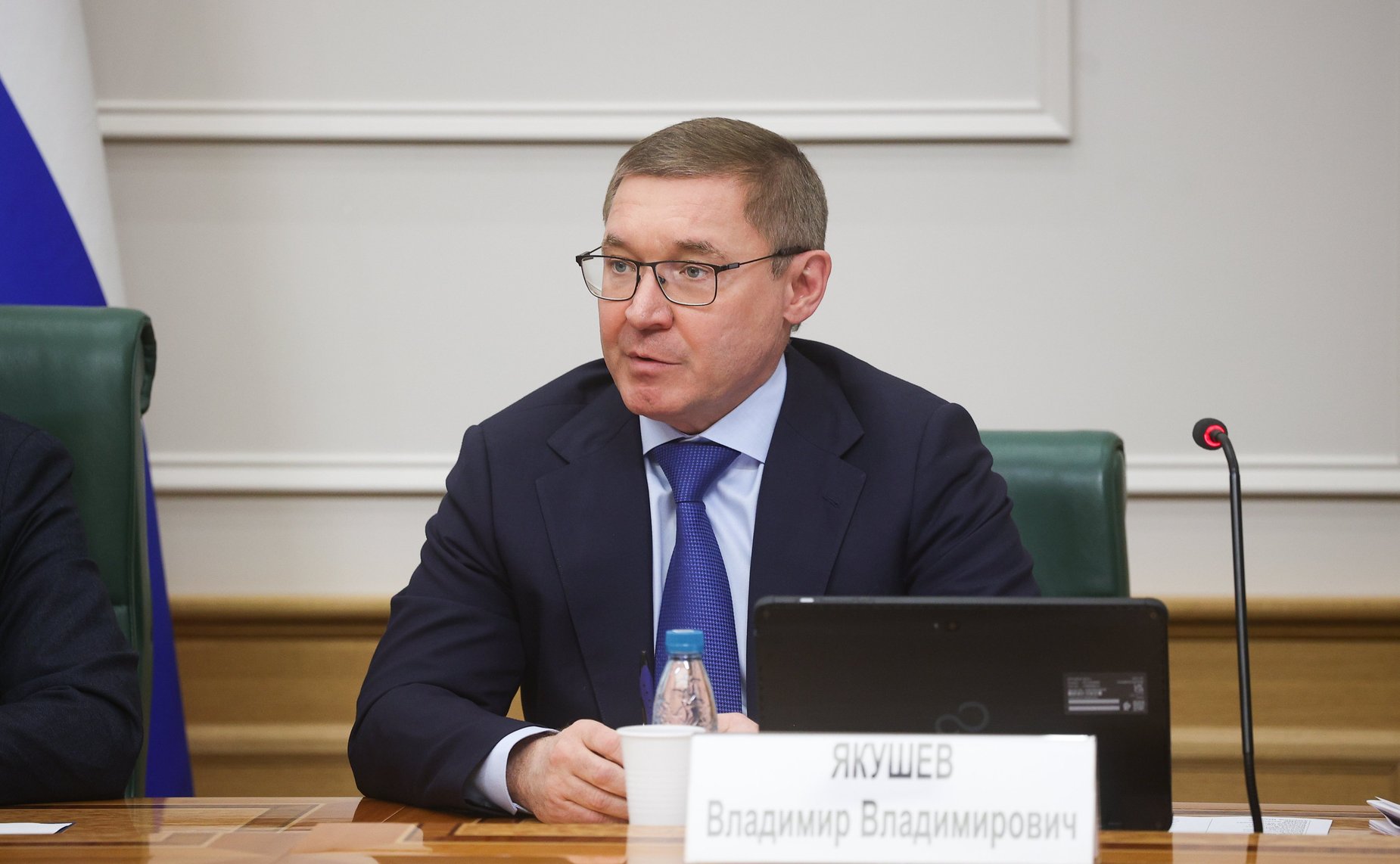 Владимир Якушев