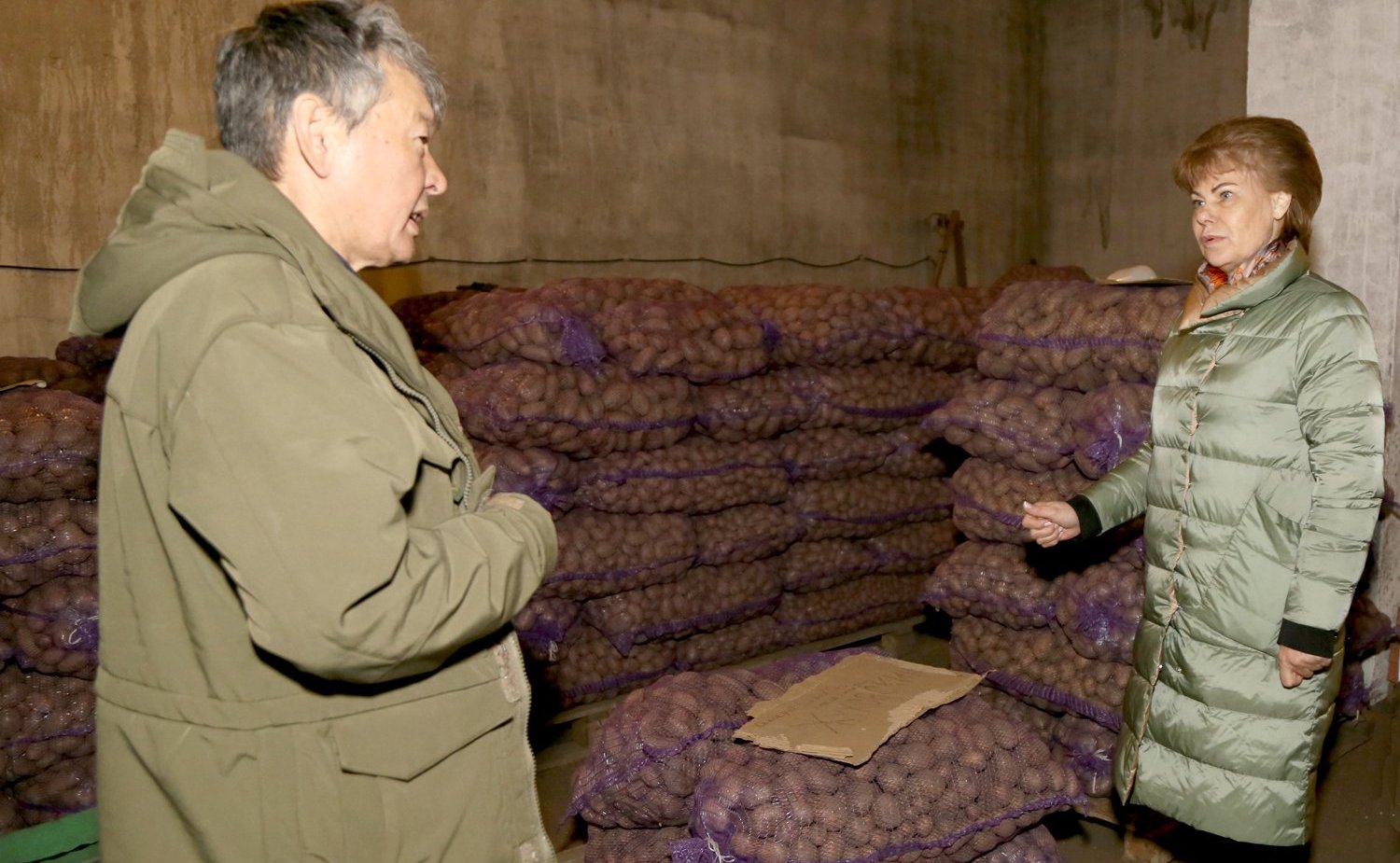 Татьяна Гигель в ходе рабочей командировки по региону встретилась с работниками сельскохозяйственного потребительского перерабатывающего кооператива «Научно-производственное объединение «Семенной картофель»