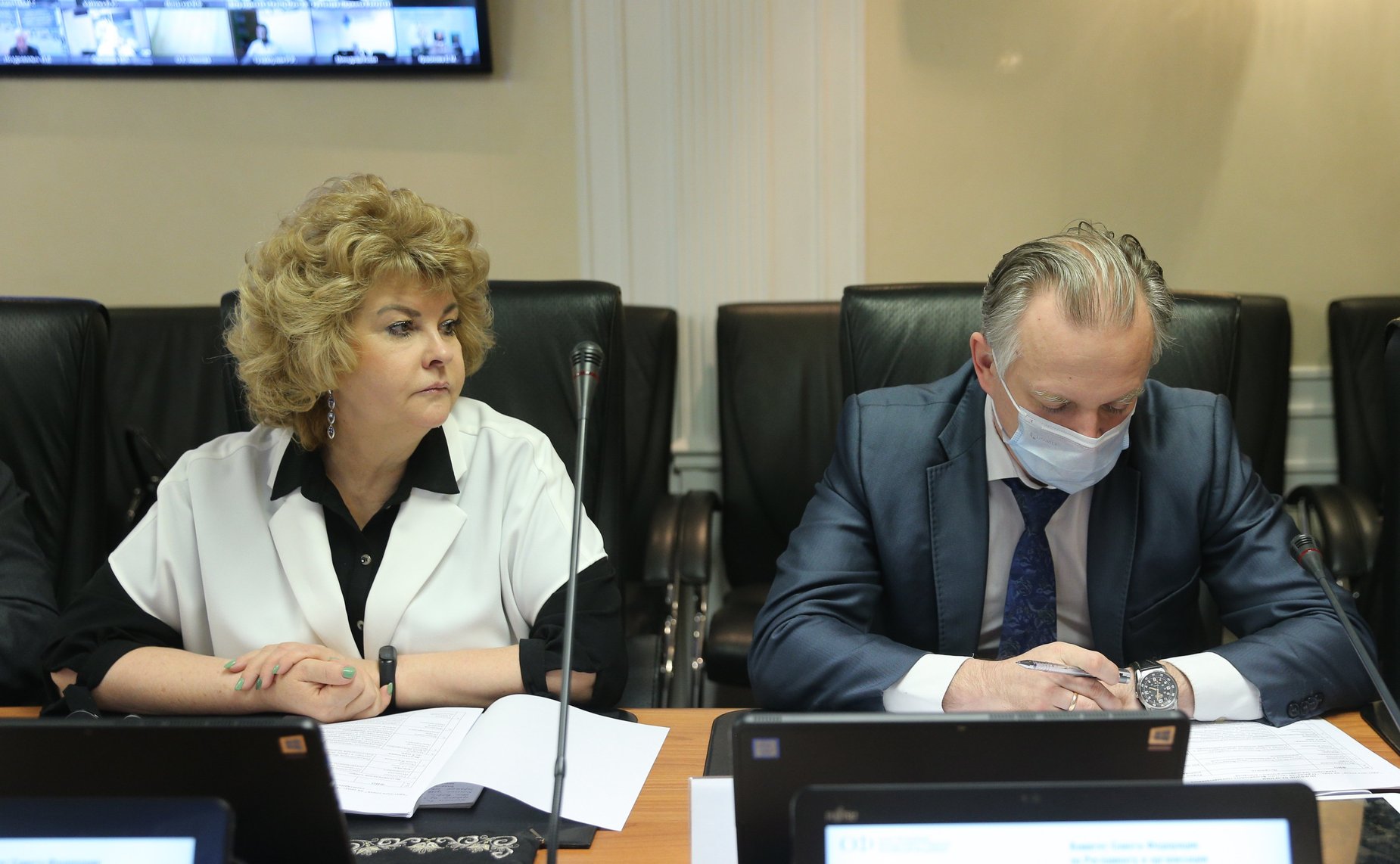 «Круглый стол» Комитета СФ по Регламенту и организации парламентской деятельности совместно с Комитетом СФ по социальной политике