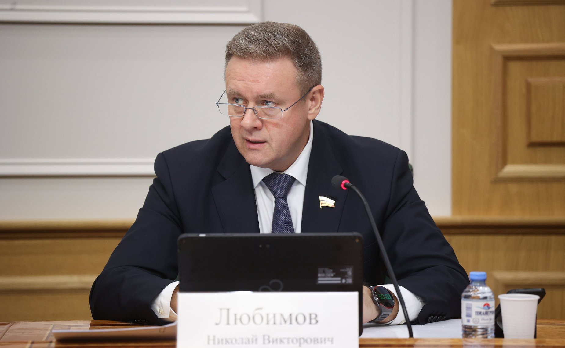Николай Любимов