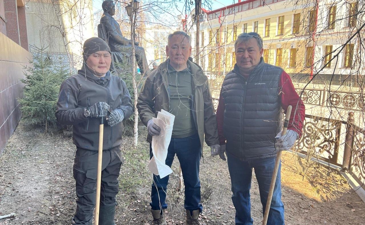 Сахамин Афанасьев принял участие во Всероссийском субботнике