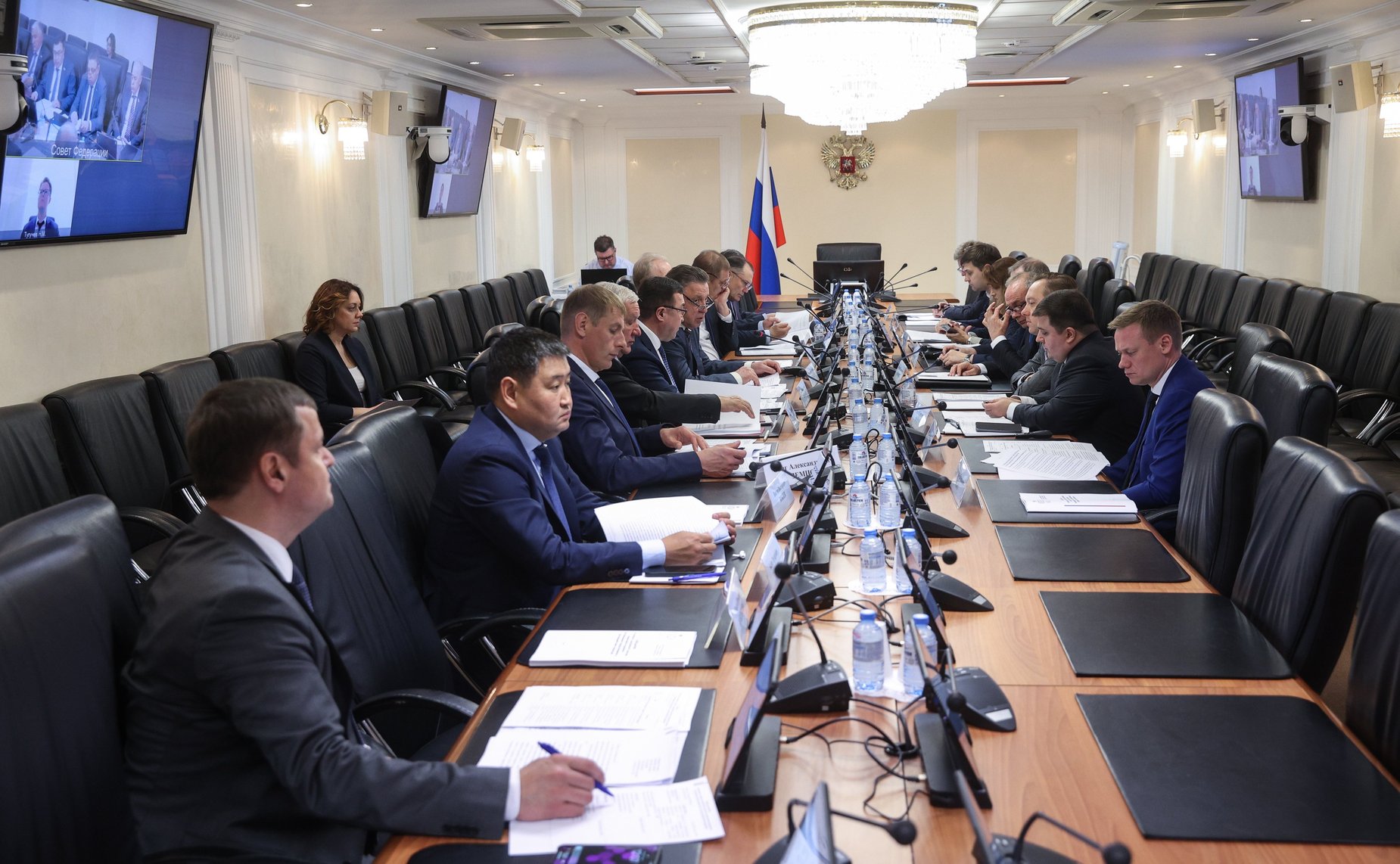 Совещание Комитета СФ по Регламенту и организации парламентской деятельности «По вопросу зарубежной практики нормативно-правового регулирования предупреждения и противодействия коррупции»